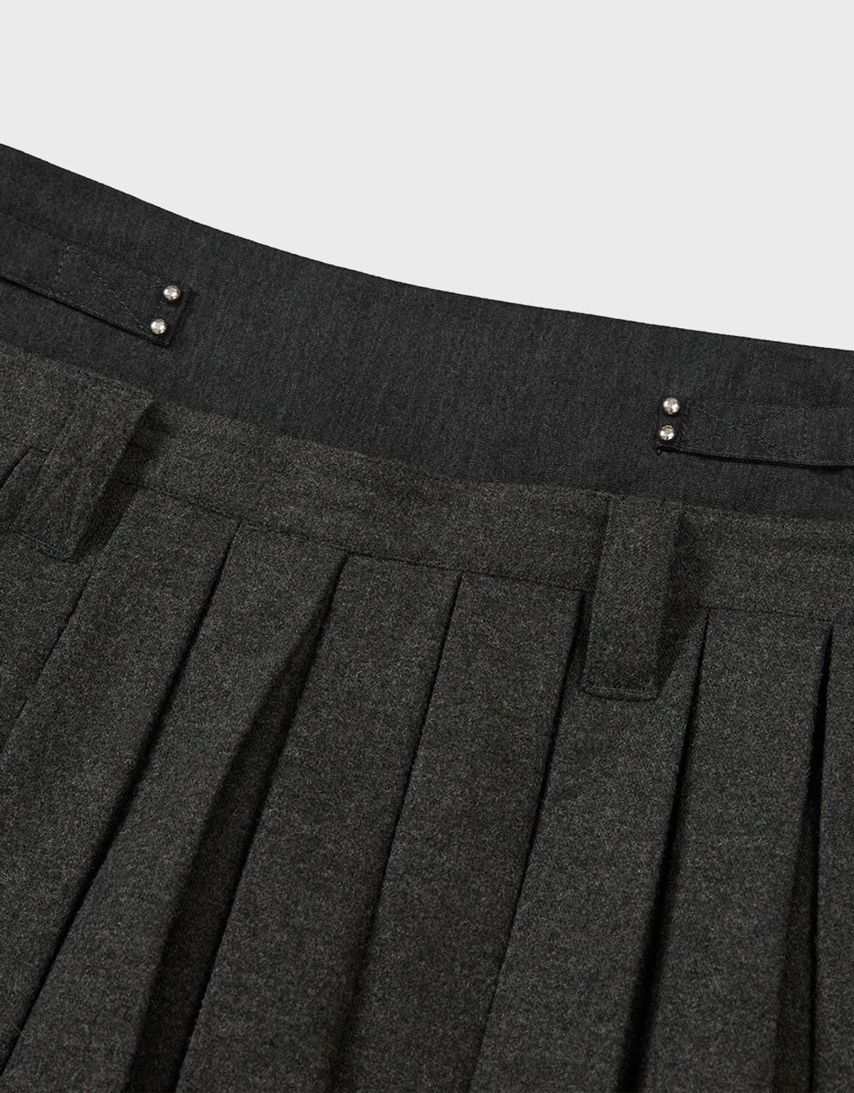 엠엠더블유(MMW) [MMW] MIDI PLEATS SKIRT (GREY)