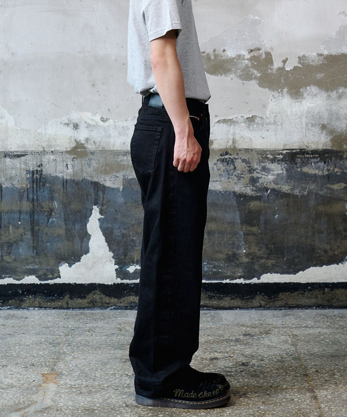 덴메이드(DENMADE) DEN1091 Selvedge Wide Fit (Jet Black)