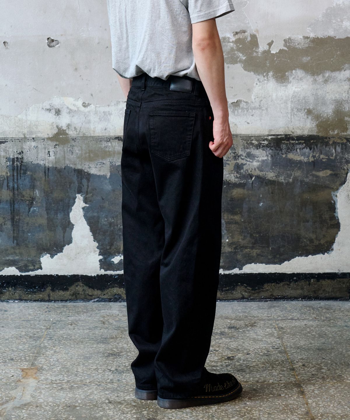 덴메이드(DENMADE) DEN1091 Selvedge Wide Fit (Jet Black)