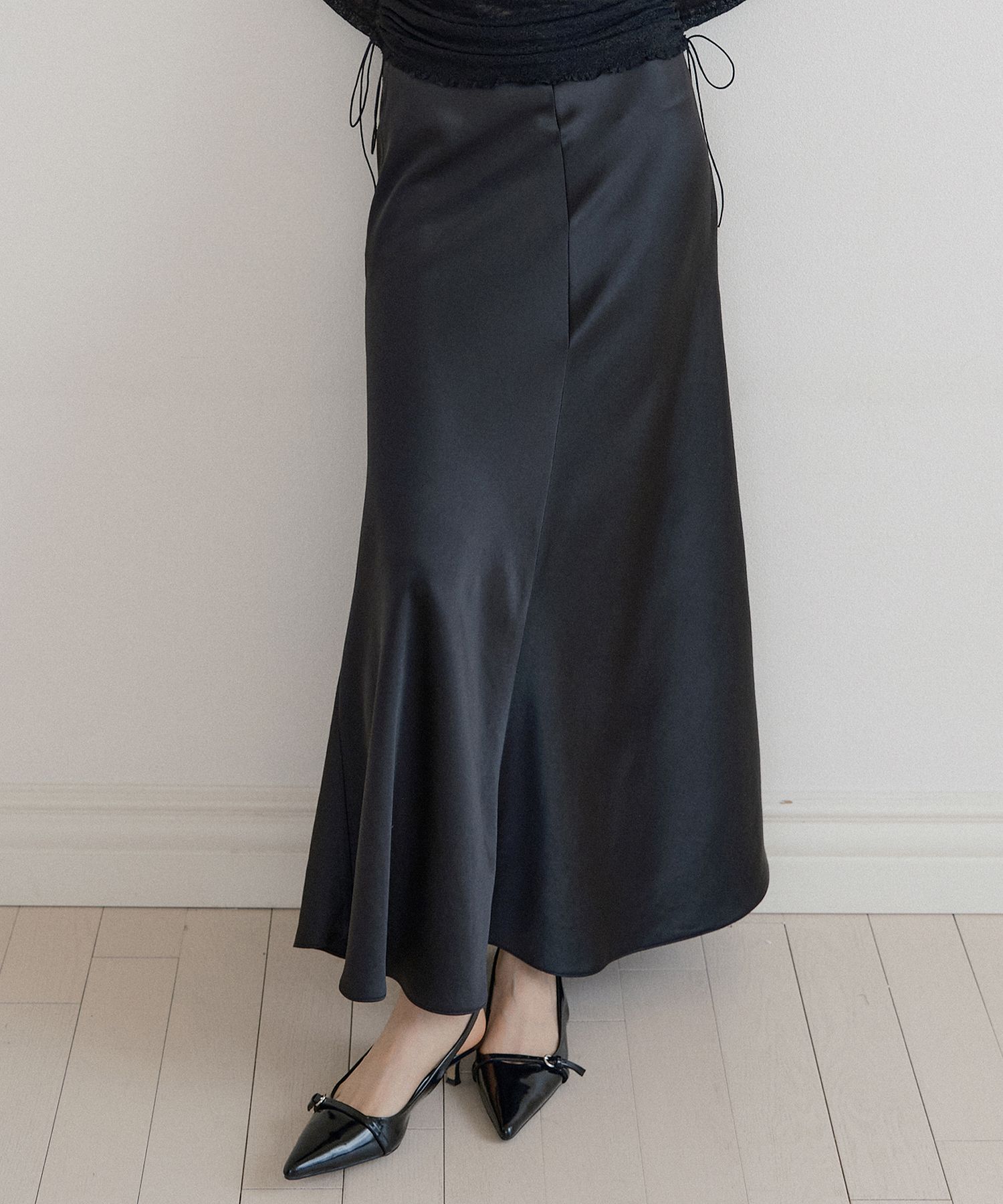 MUSINSA | LUCIR ZU Satin Full Length Flare Skirt (black)