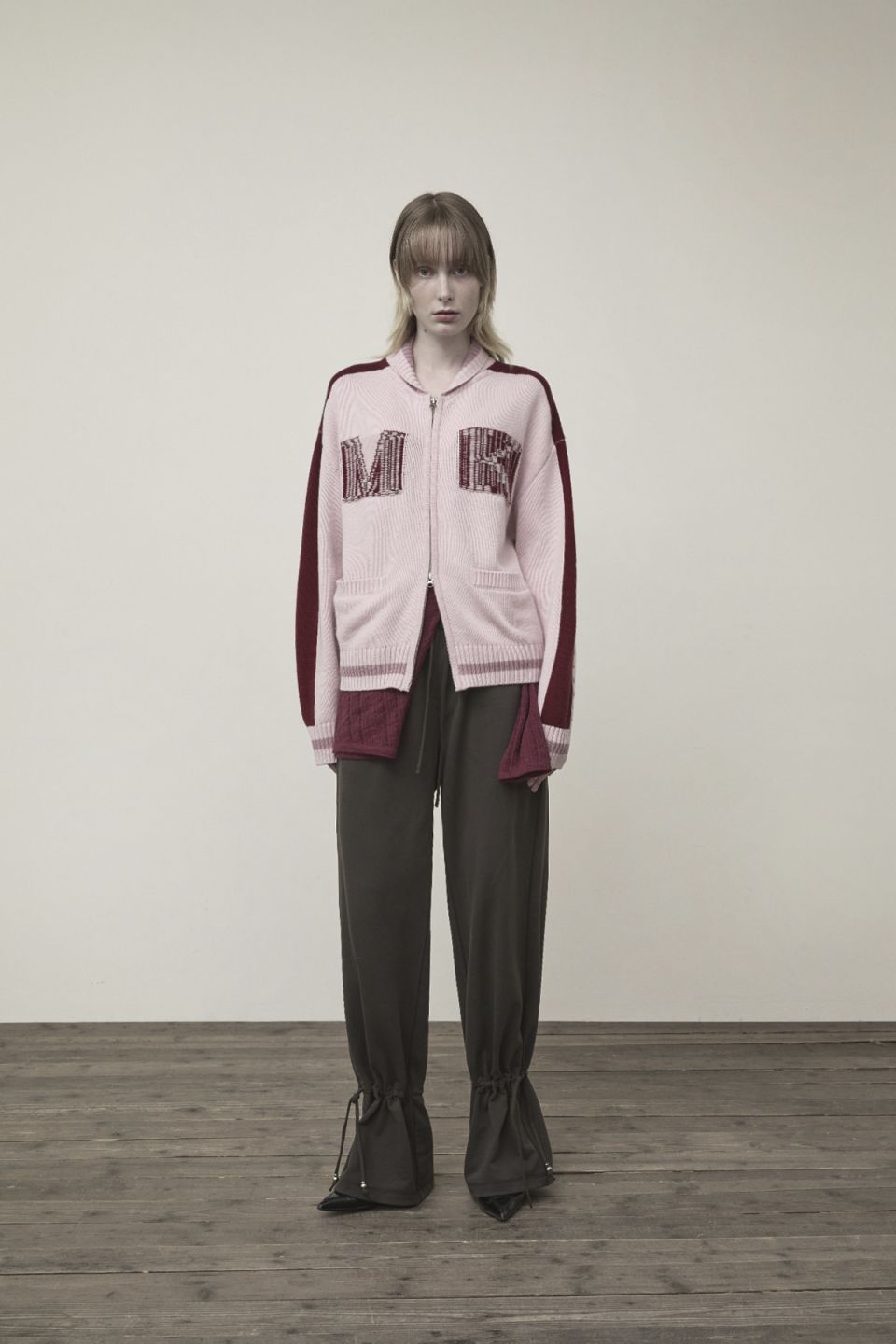 MUSINSA公式 | MATIN KIM MATIN KIM INITIAL KNIT ZIP UP FOR WOMEN IN