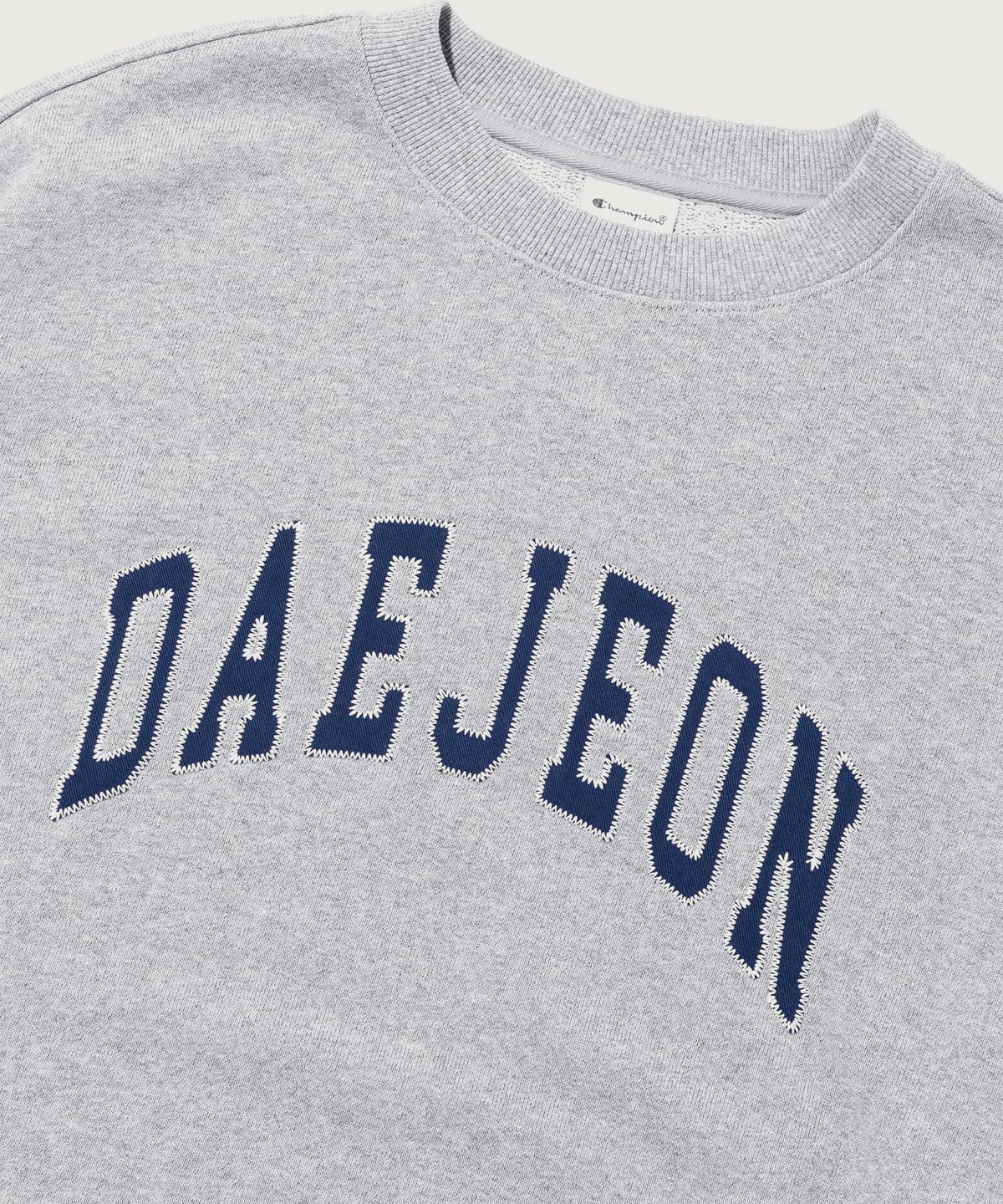 챔피온(CHAMPION) C로고 루즈핏 시티 스웨트셔츠 DAEJEON