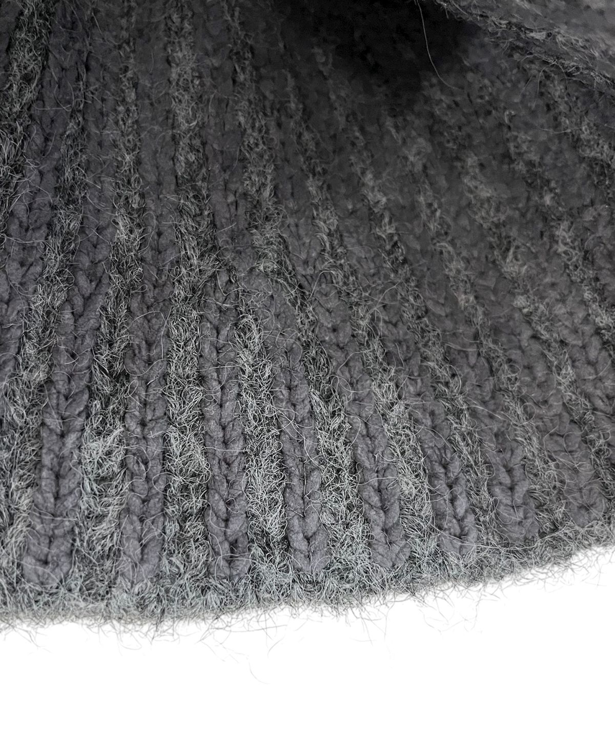 스케이터락(SK8ER ROCK) Tone on Tone Cross Beanie ((gray))