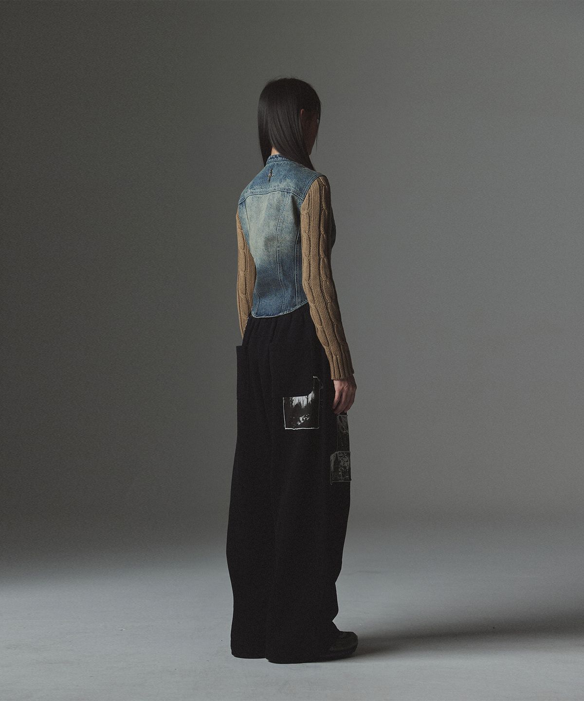 낫포너드(NOT4NERD) W Incision Knit Sleeve Denim Jacket - Deep Blue