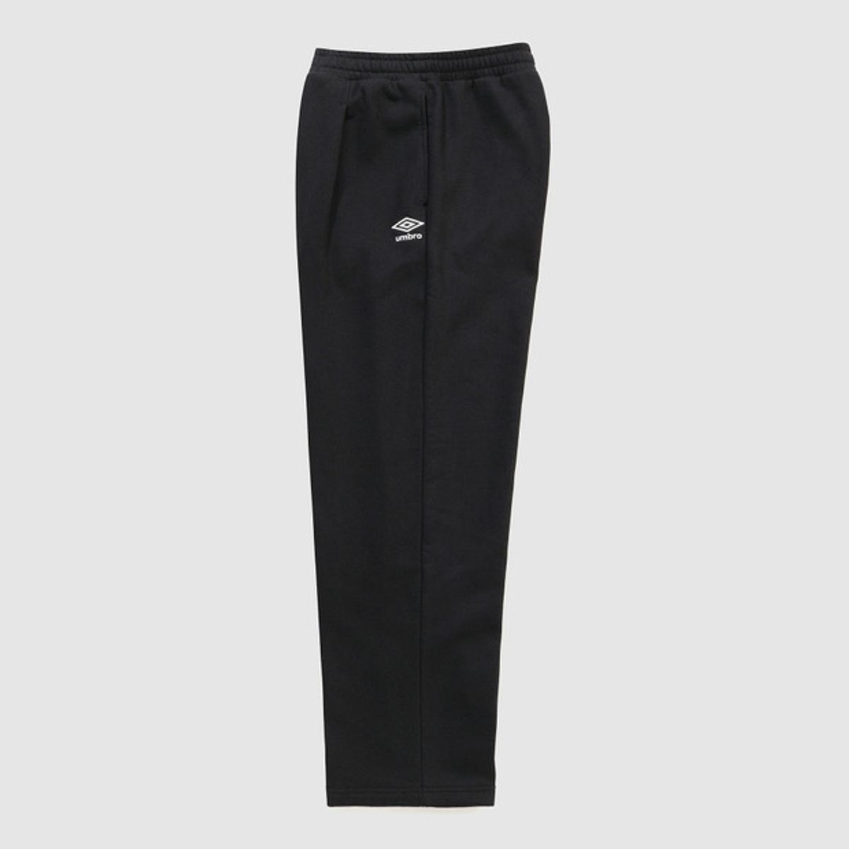 엄브로(UMBRO) 에센셜 기모 와이드 스트레이트 팬츠 블랙 UQ423CFPO3