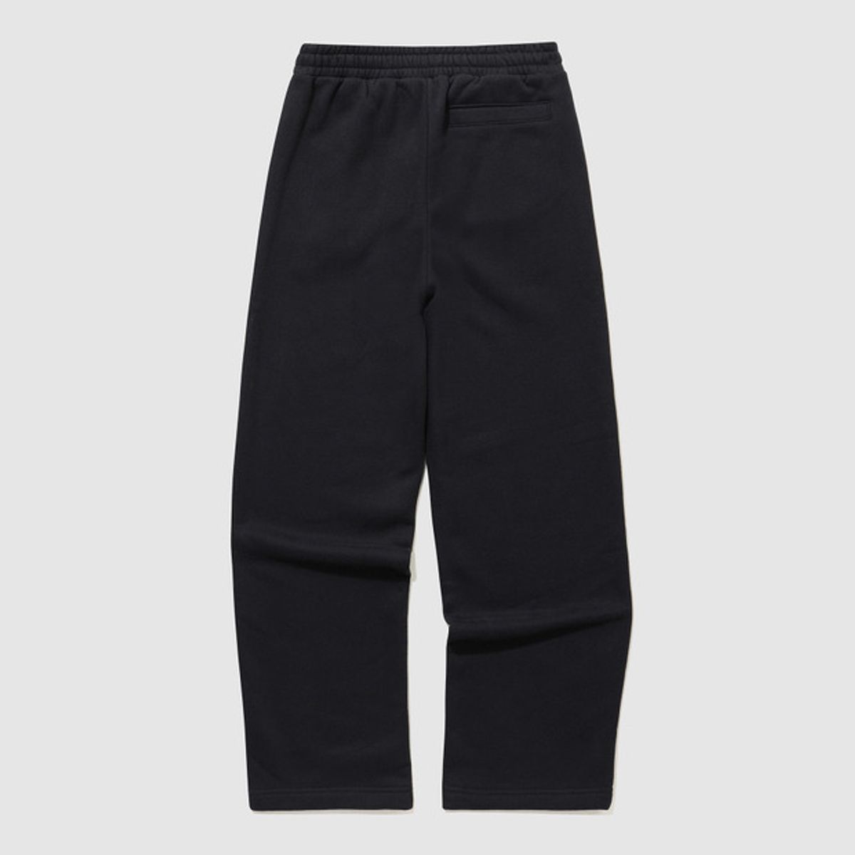 엄브로(UMBRO) 에센셜 기모 와이드 스트레이트 팬츠 블랙 UQ423CFPO3