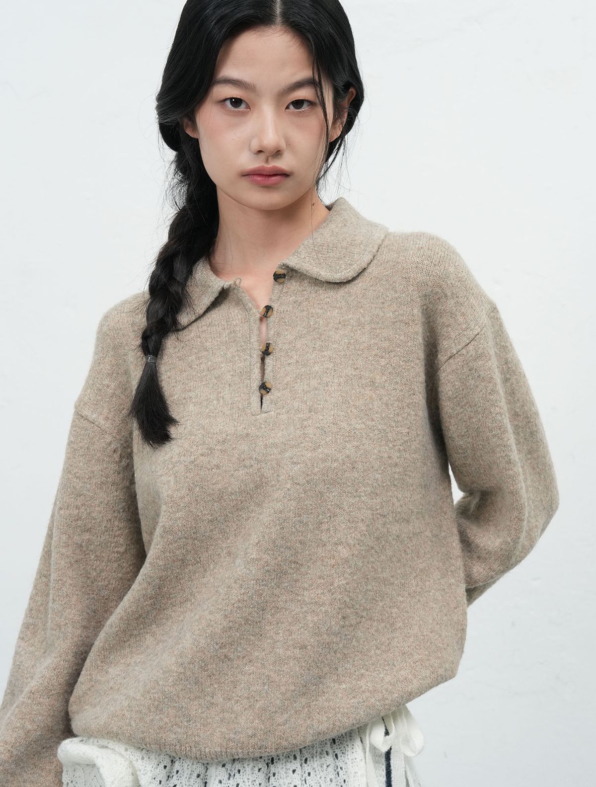 제너럴아이디어(GENERALIDEA) 루즈핏 라운드 카라 풀오버 [BEIGE] / WBE4L05535