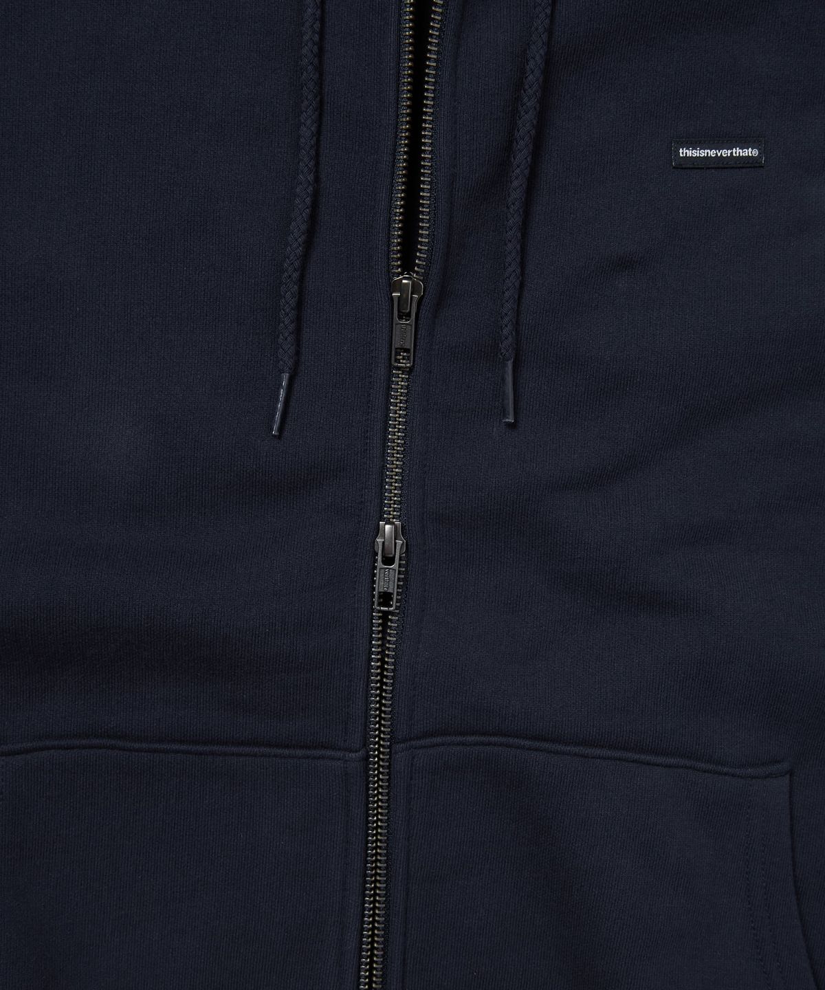 디스이즈네버댓(THISISNEVERTHAT) T.N.T. Classic HDP Zip Up Sweat Navy