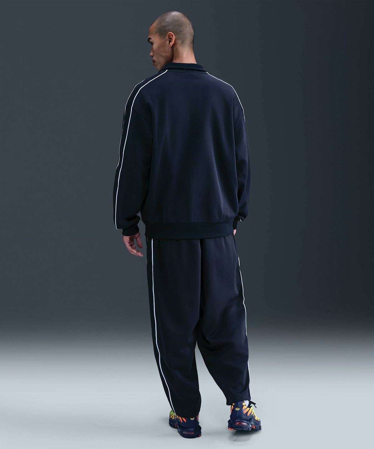 나이키(NIKE) 스포츠웨어 클럽 오버사이즈 니트 트랙 재킷 M - 옵시디언:화이트 / HV1418-451