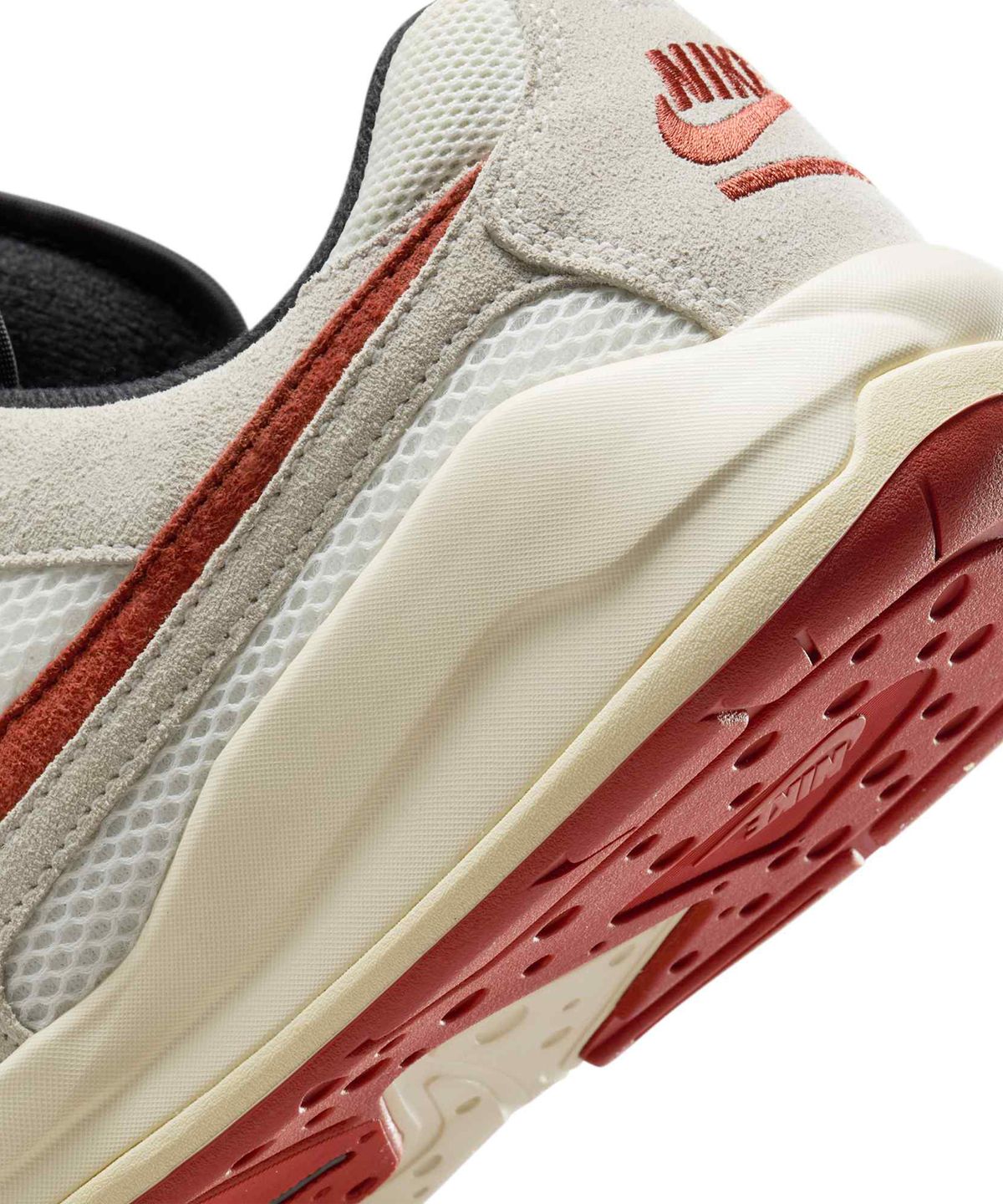 나이키(NIKE) 조던 컴포트 에라 M - 세일:블랙:라이트 크림:레드스톤 / HJ6777-101