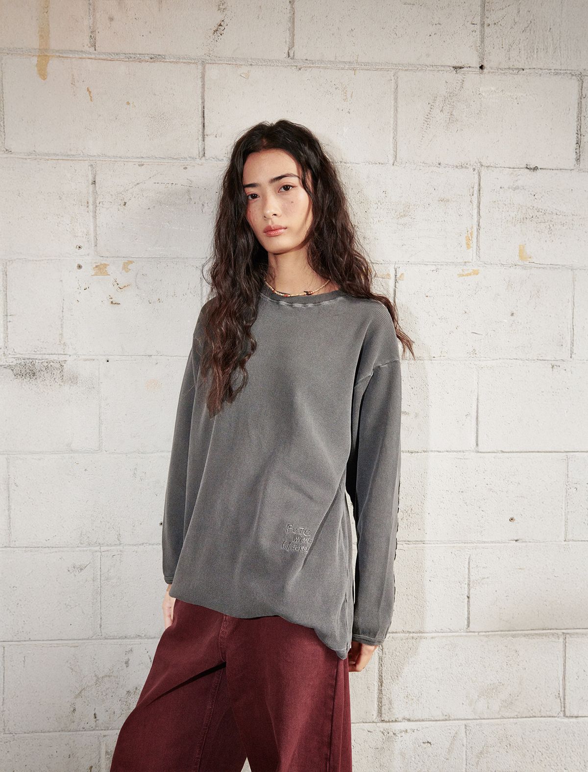 플랫웨이브 인 서울(FLATWAVE IN SEOUL) Tyde Waffle Pigment Longsleeve T-Shirt Grey