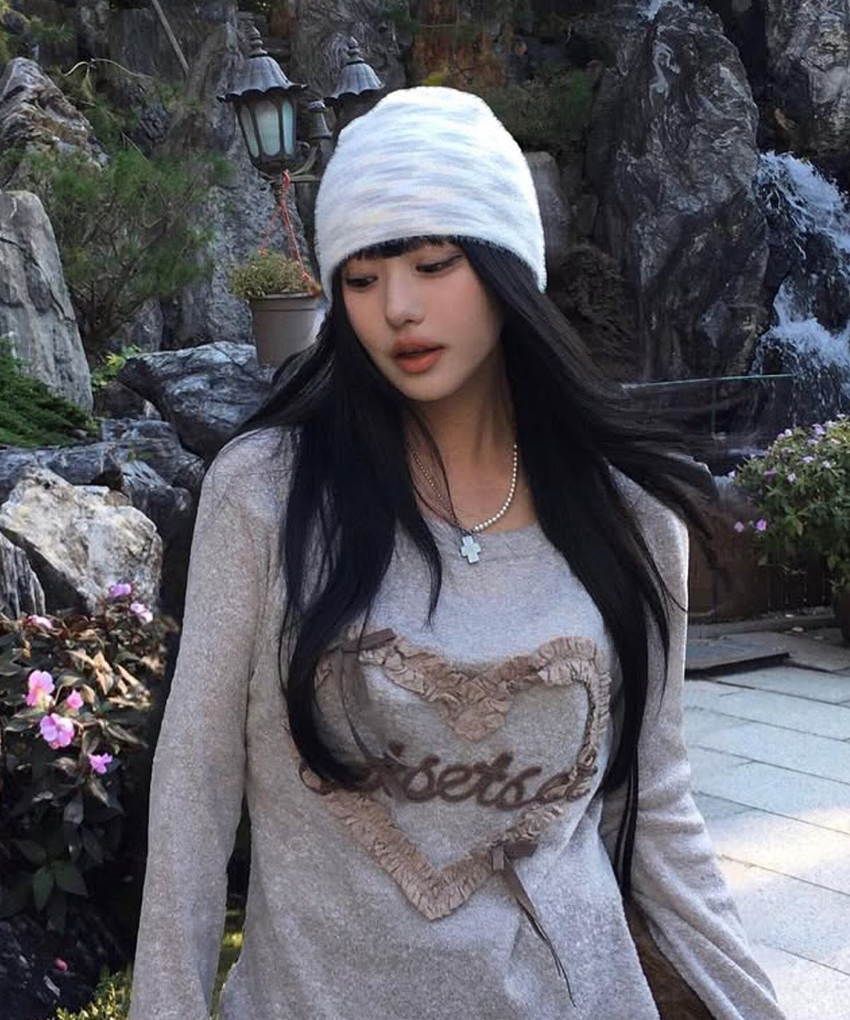 쎄르페(SSERPE) 소프트 헤어리 그라데이션 비니 아이보리 & 그레이