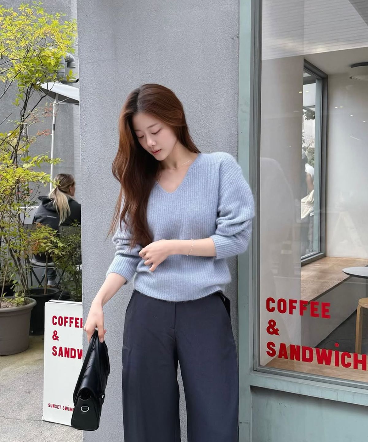 셀렙샵에디션(CELEBSHOP EDITION) FW 폭스울 V넥 스웨터