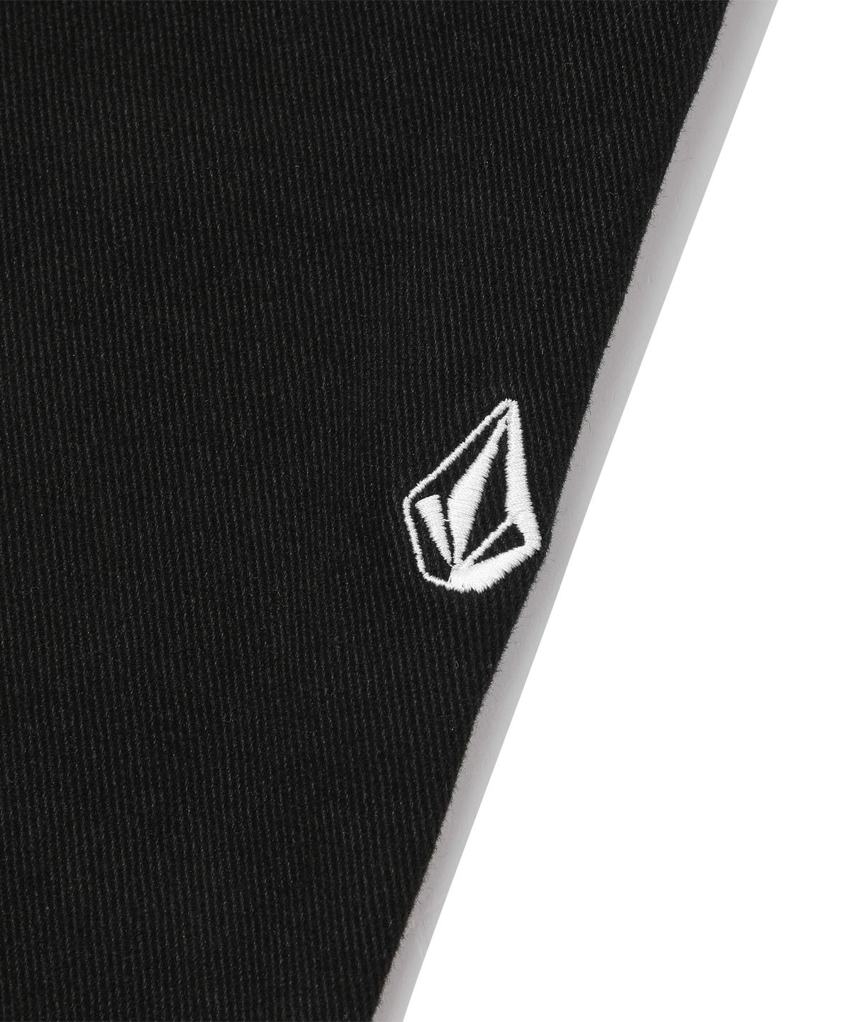볼컴(VOLCOM) 스노우 앤 서프 카고 팬츠(블랙)