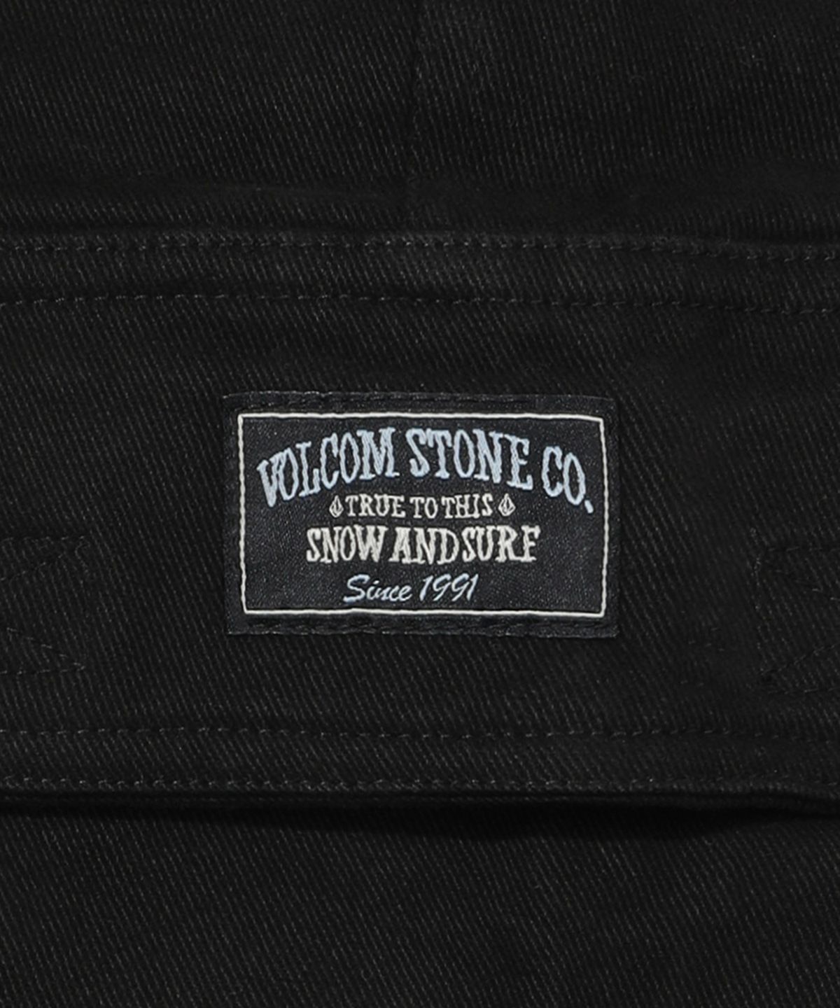 볼컴(VOLCOM) 스노우 앤 서프 카고 팬츠(블랙)