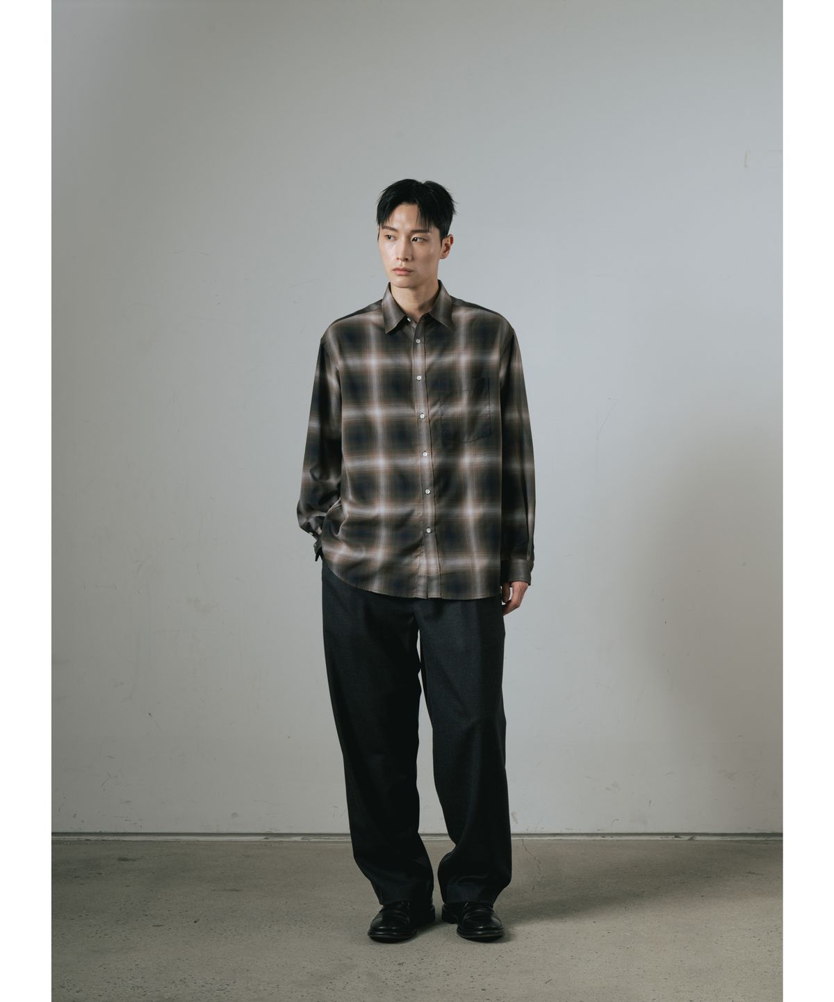 와기(WHAGI) Flannel Wool Pritzker Pants (Charcoal)