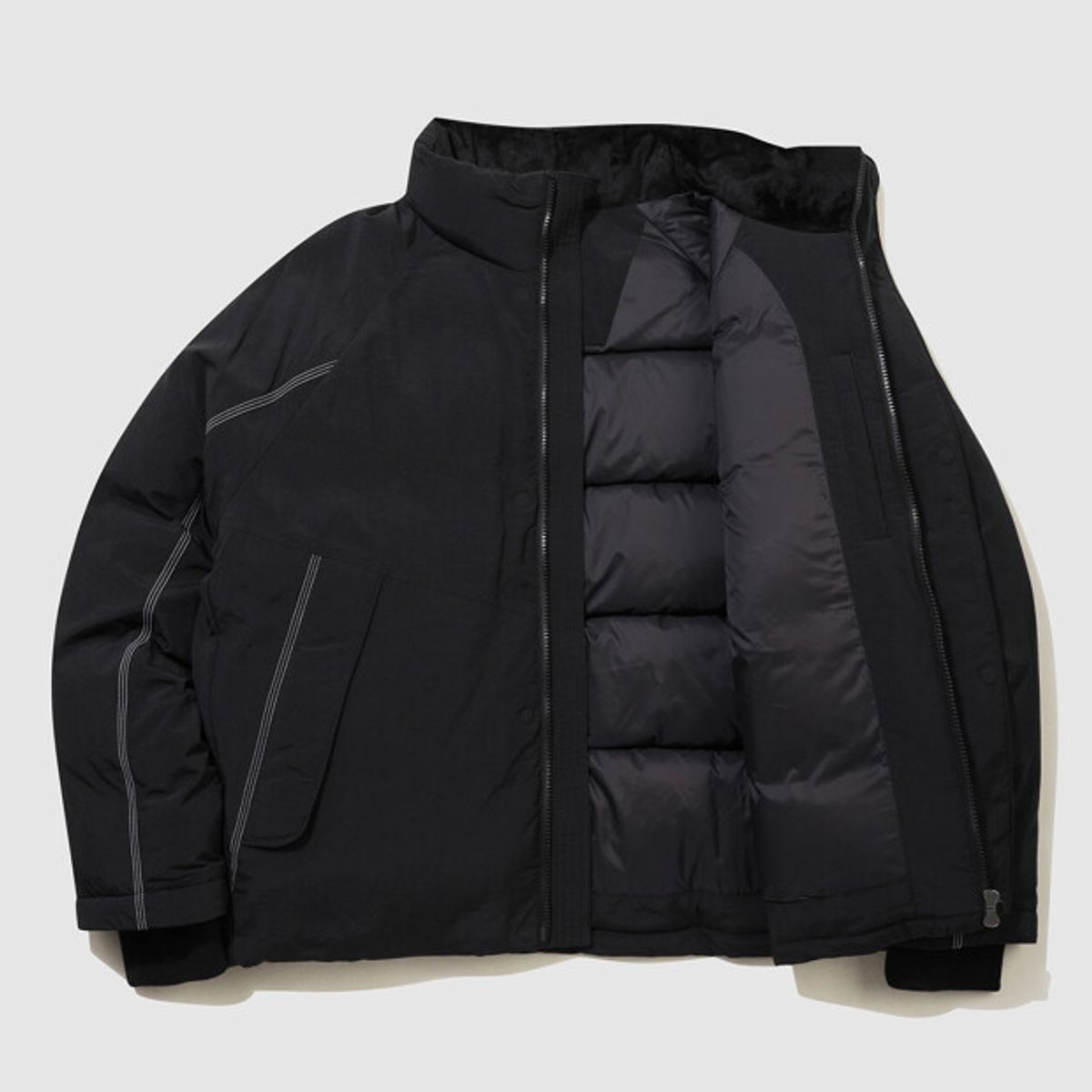 엄브로(UMBRO) 크리스피 타슬란 머스코비 덕 다운 자켓 블랙 UQ321CDJ92