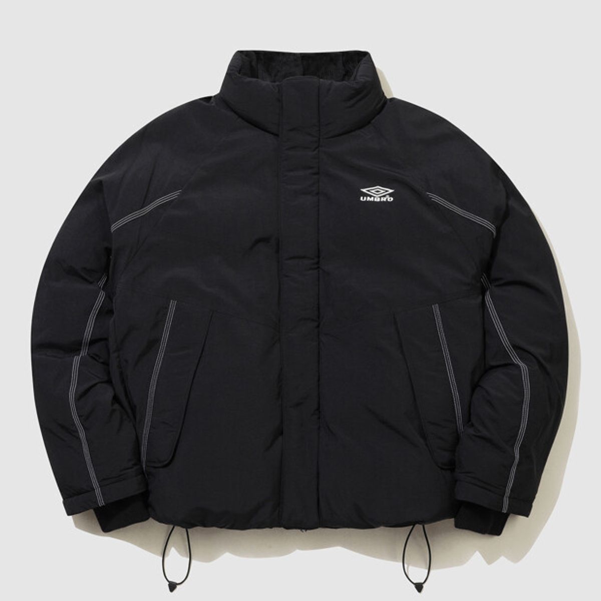 엄브로(UMBRO) 크리스피 타슬란 머스코비 덕 다운 자켓 블랙 UQ321CDJ92