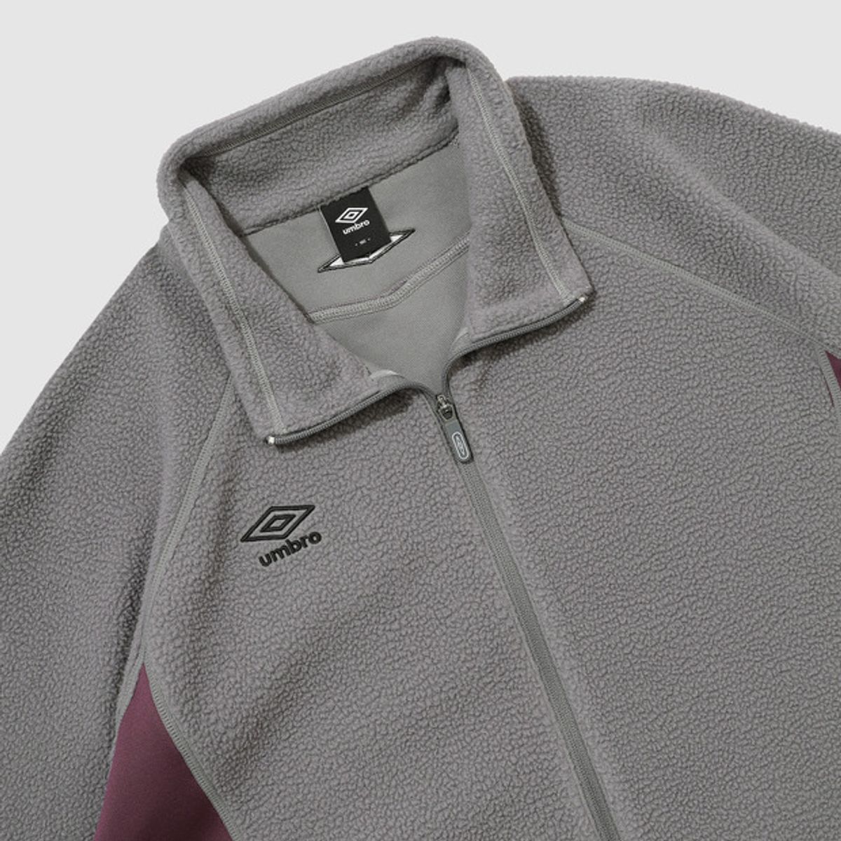 엄브로(UMBRO) 하이브리드 플리스 스탠넥 자켓 차콜 UQ421SFJO1