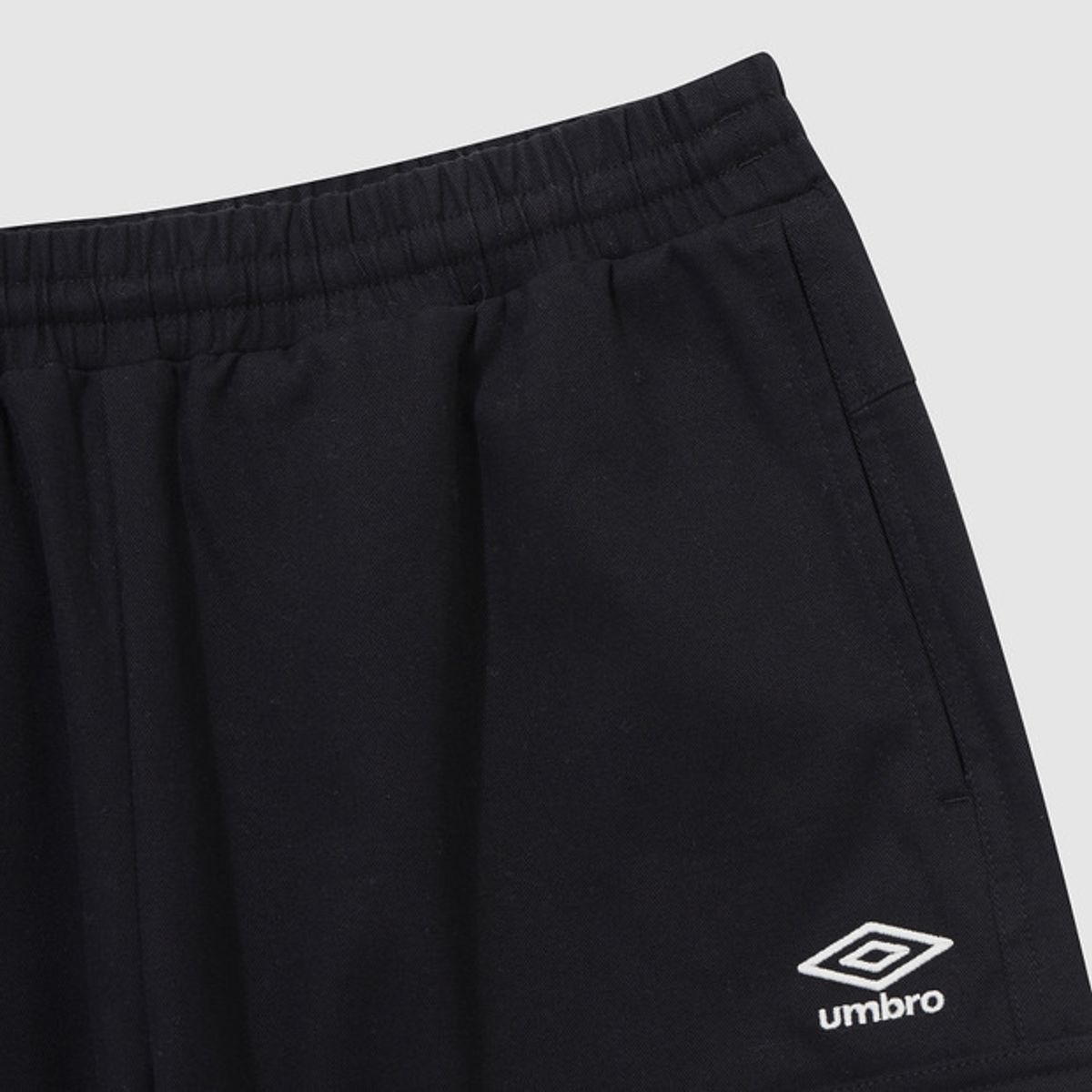 엄브로(UMBRO) 헤비 면트윌 카고 조거 팬츠 블랙 UQ423CPTN1