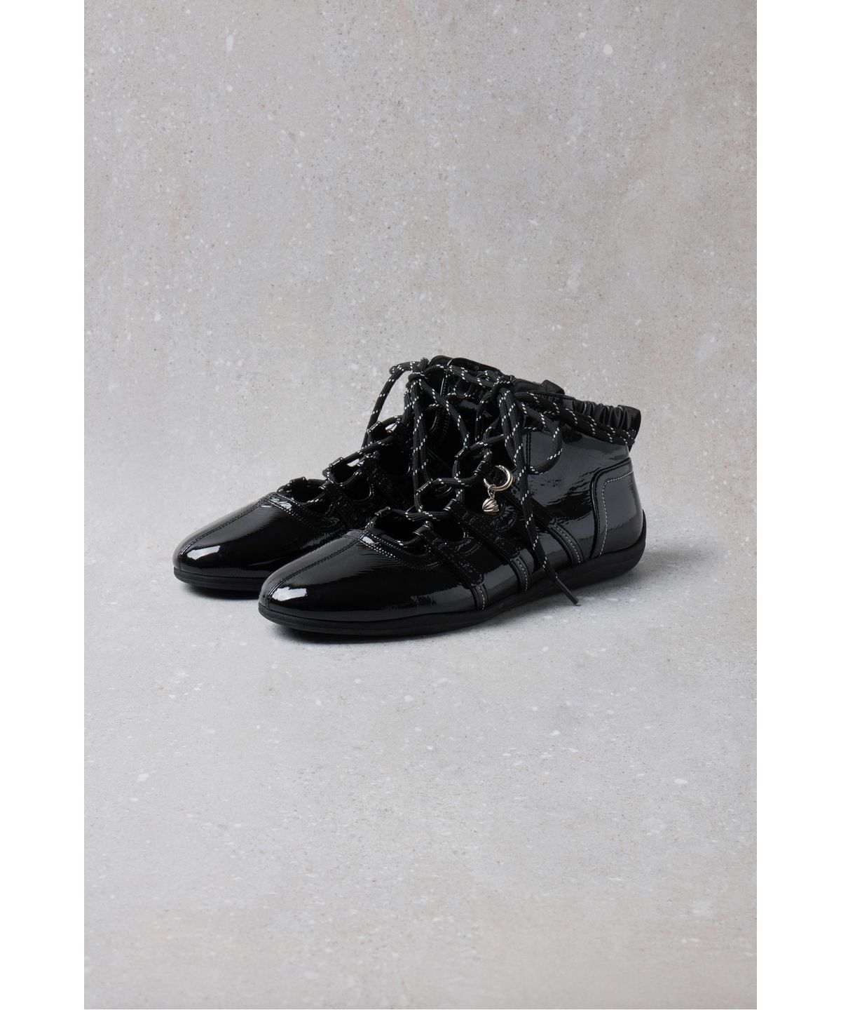 슈콤마보니(SUECOMMA BONNIE) Fev_Comfy highline flat(black)_DE4DA25502BLK