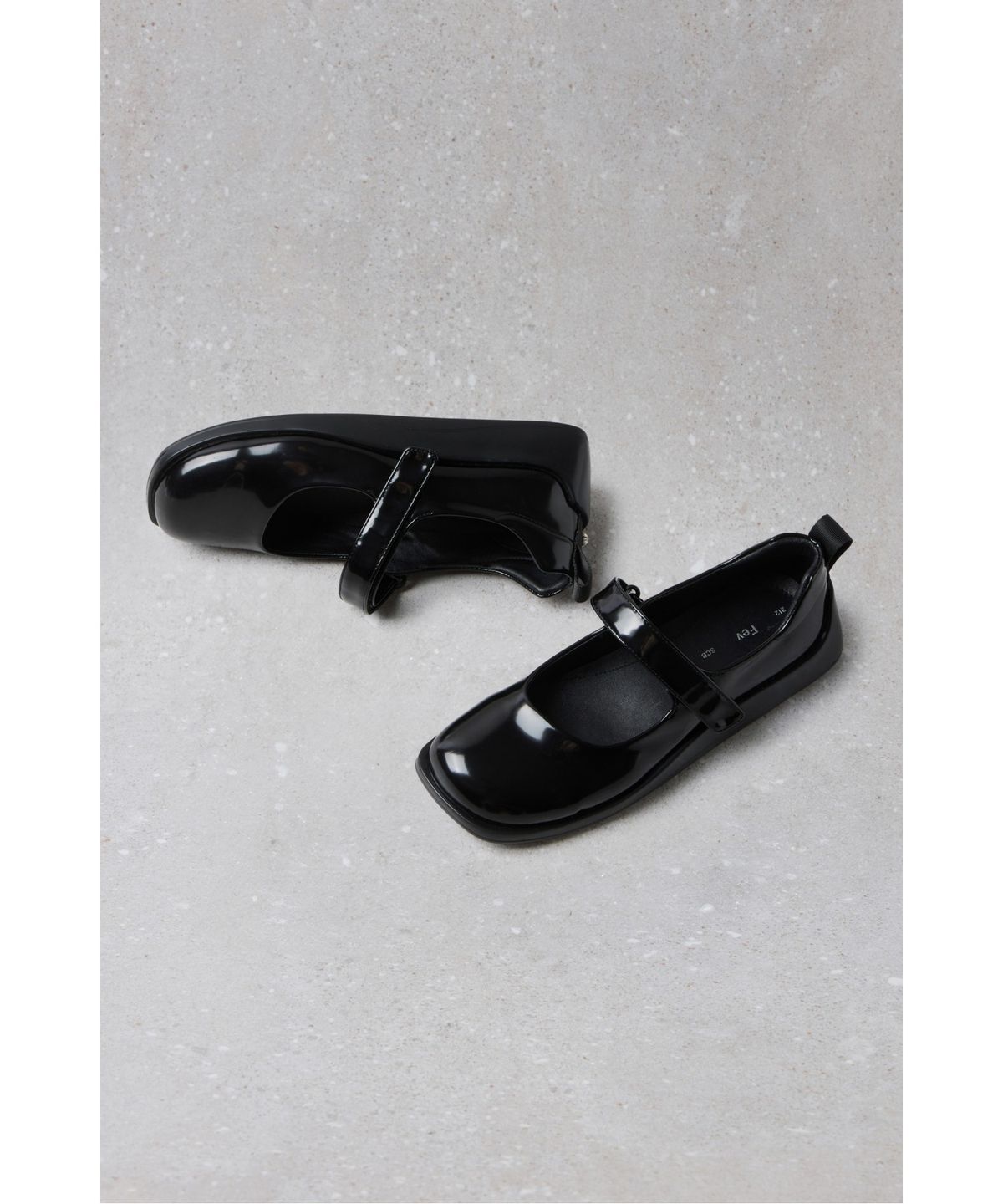 슈콤마보니(SUECOMMA BONNIE) Fev_Young muze mary jane sneakers(black)_DE4DA25506BLK