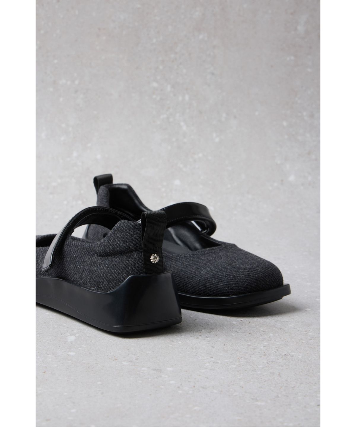 슈콤마보니(SUECOMMA BONNIE) Fev_Young muze mary jane sneakers(grey)_DE4DA25506GRY