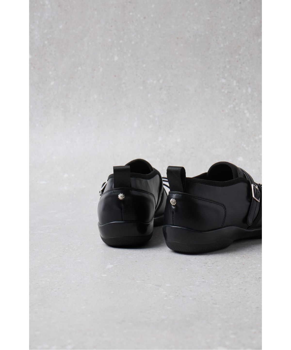 슈콤마보니(SUECOMMA BONNIE) Fev_Comfy vera ballet sneakers(black)_DE4DA25505BLK