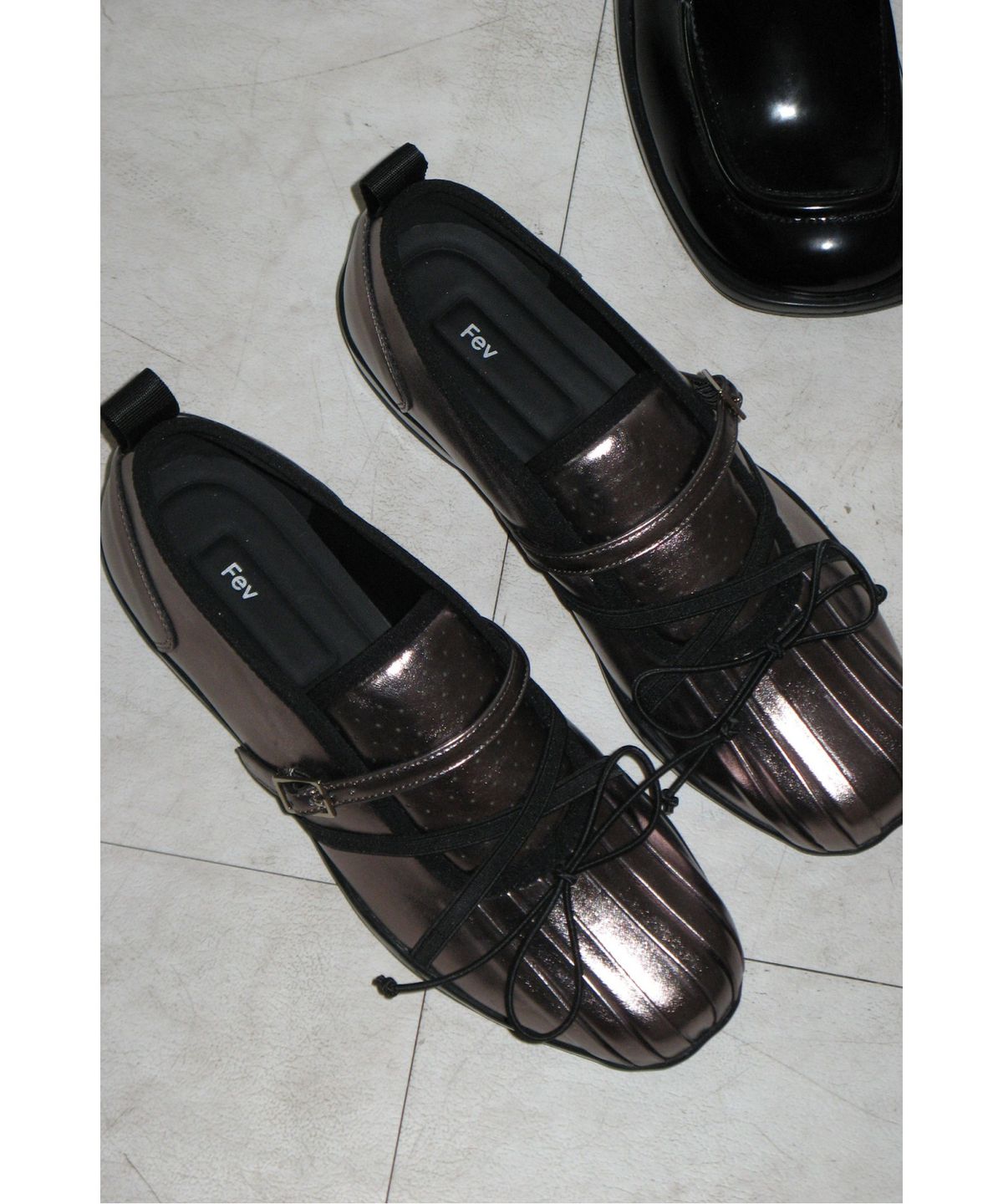 슈콤마보니(SUECOMMA BONNIE) Fev_Comfy vera ballet sneakers(silver)_DE4DA25505SVX