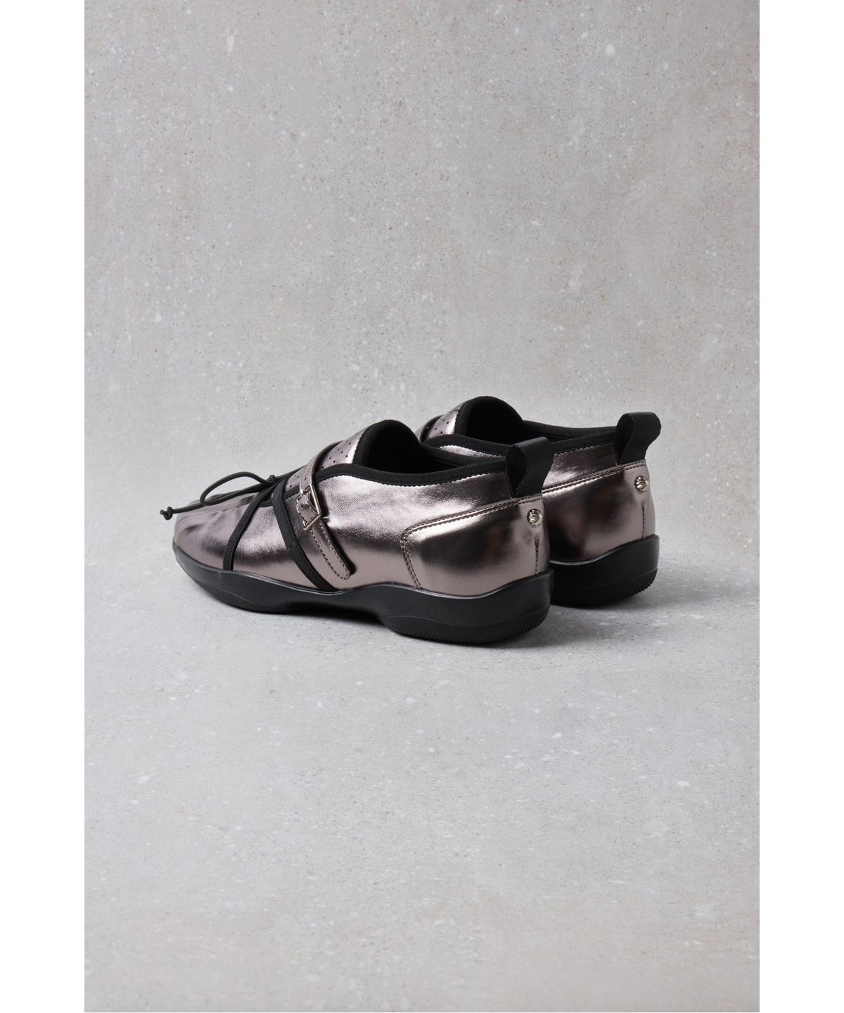 슈콤마보니(SUECOMMA BONNIE) Fev_Comfy vera ballet sneakers(silver)_DE4DA25505SVX