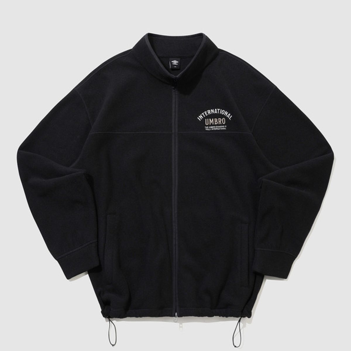 엄브로(UMBRO) 플러스플리스 스탠넥 집업 자켓 블랙 UQ421CFTN1