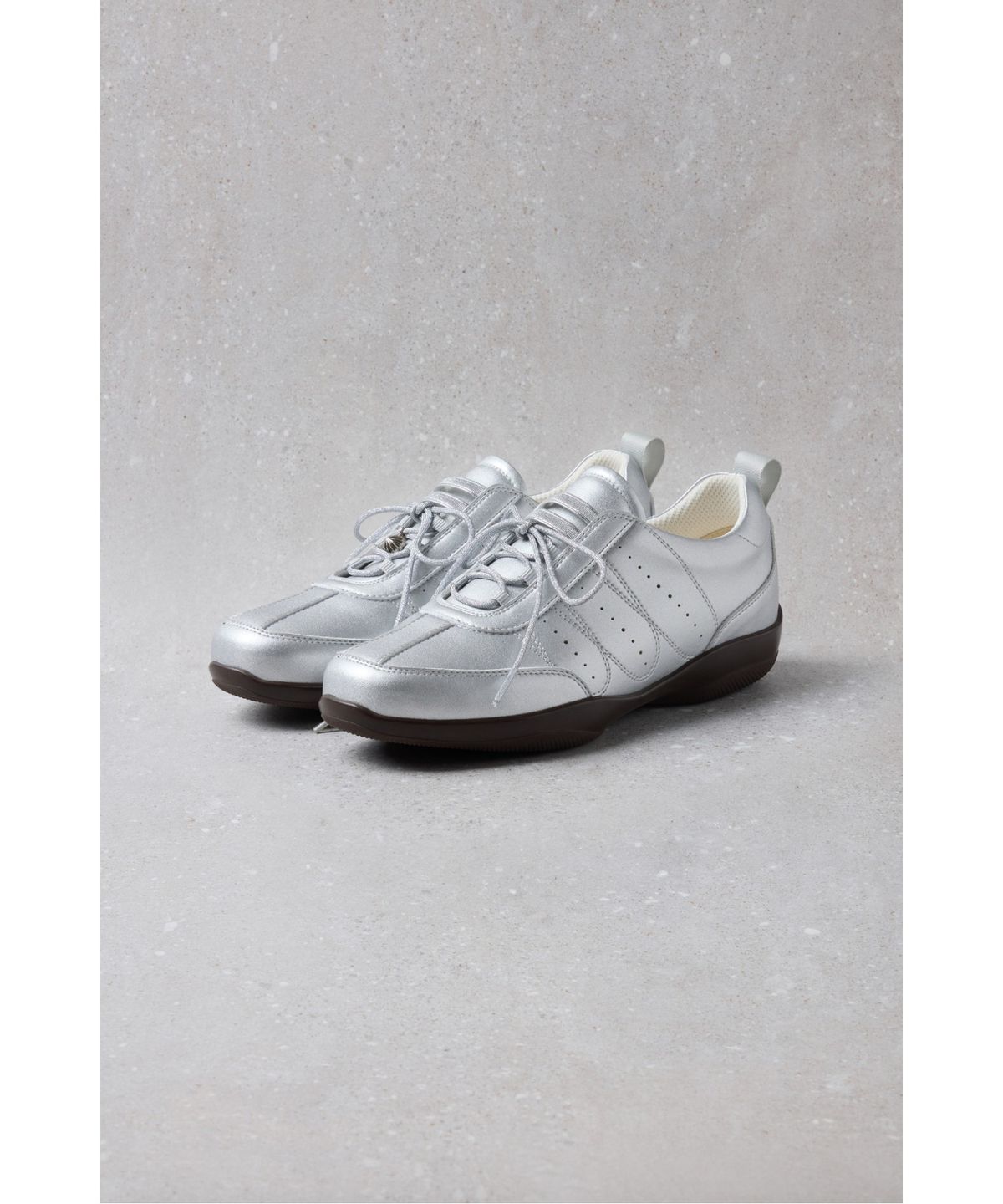 슈콤마보니(SUECOMMA BONNIE) Fev_Foil Sneakers(silver)_DE4DA25512SVX