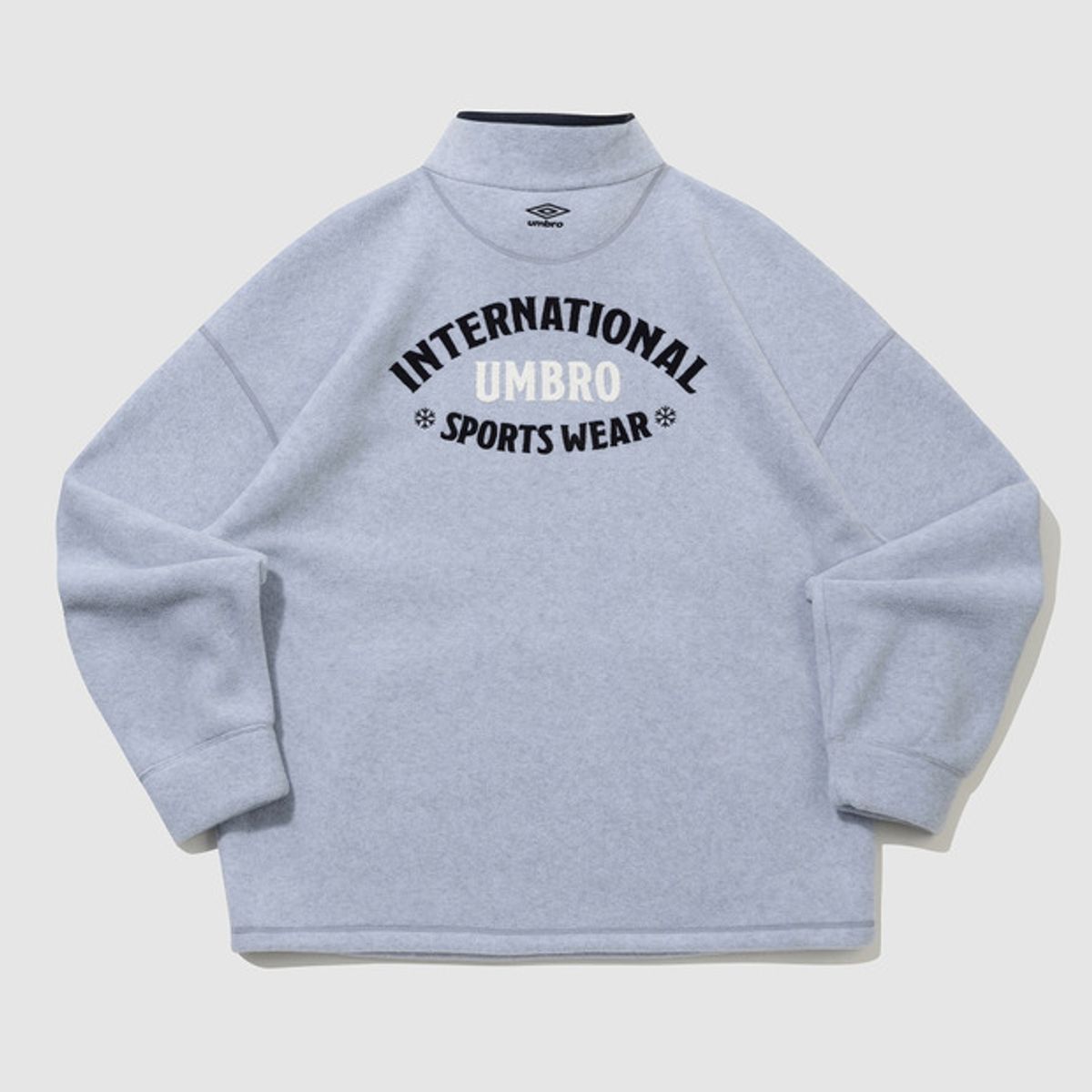 엄브로(UMBRO) 플러스플리스 레터링 하프집업 스카이블루 UQ423CFSN1