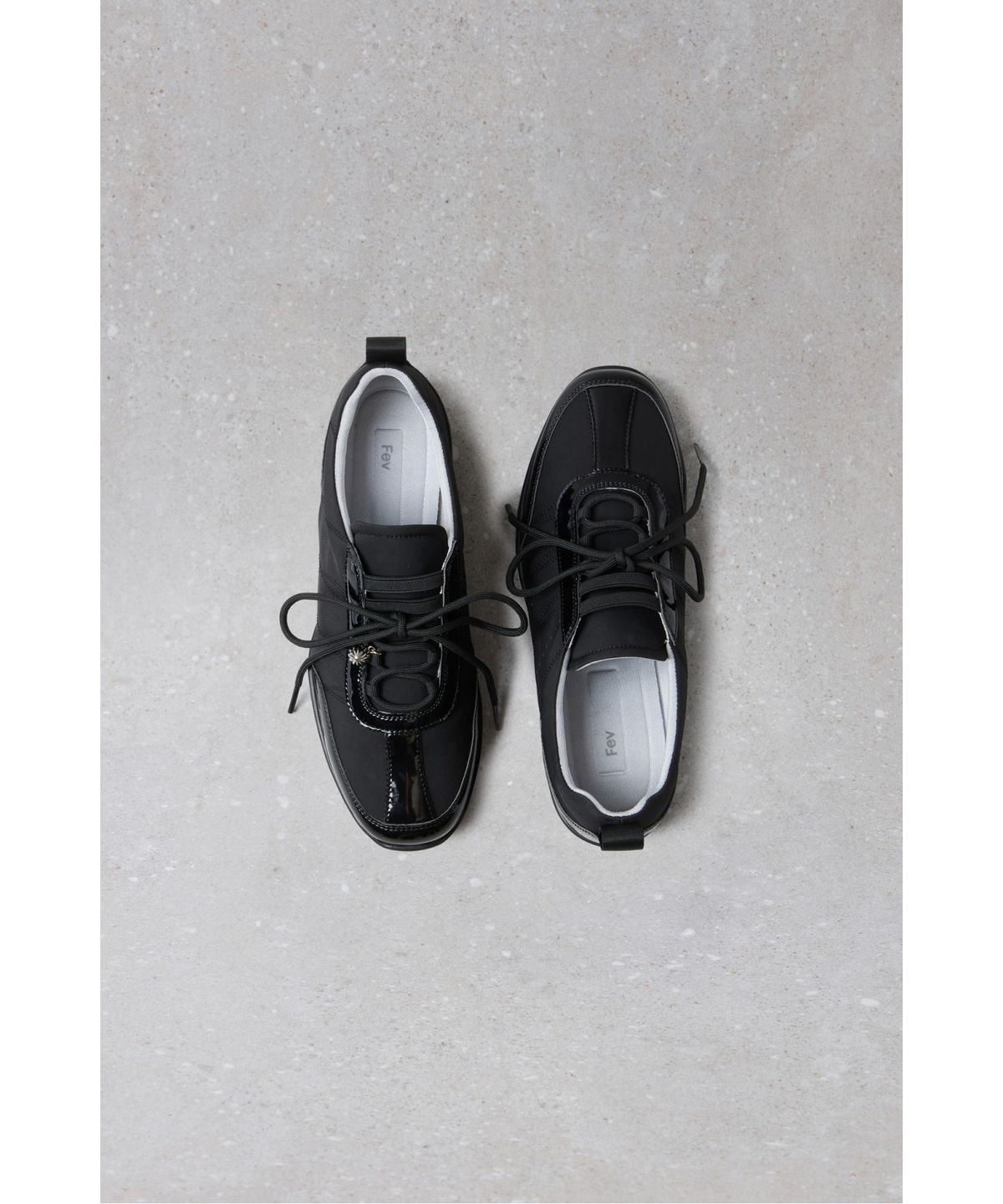 슈콤마보니(SUECOMMA BONNIE) Fev_Foil Sneakers(black)_DE4DA25512BLK