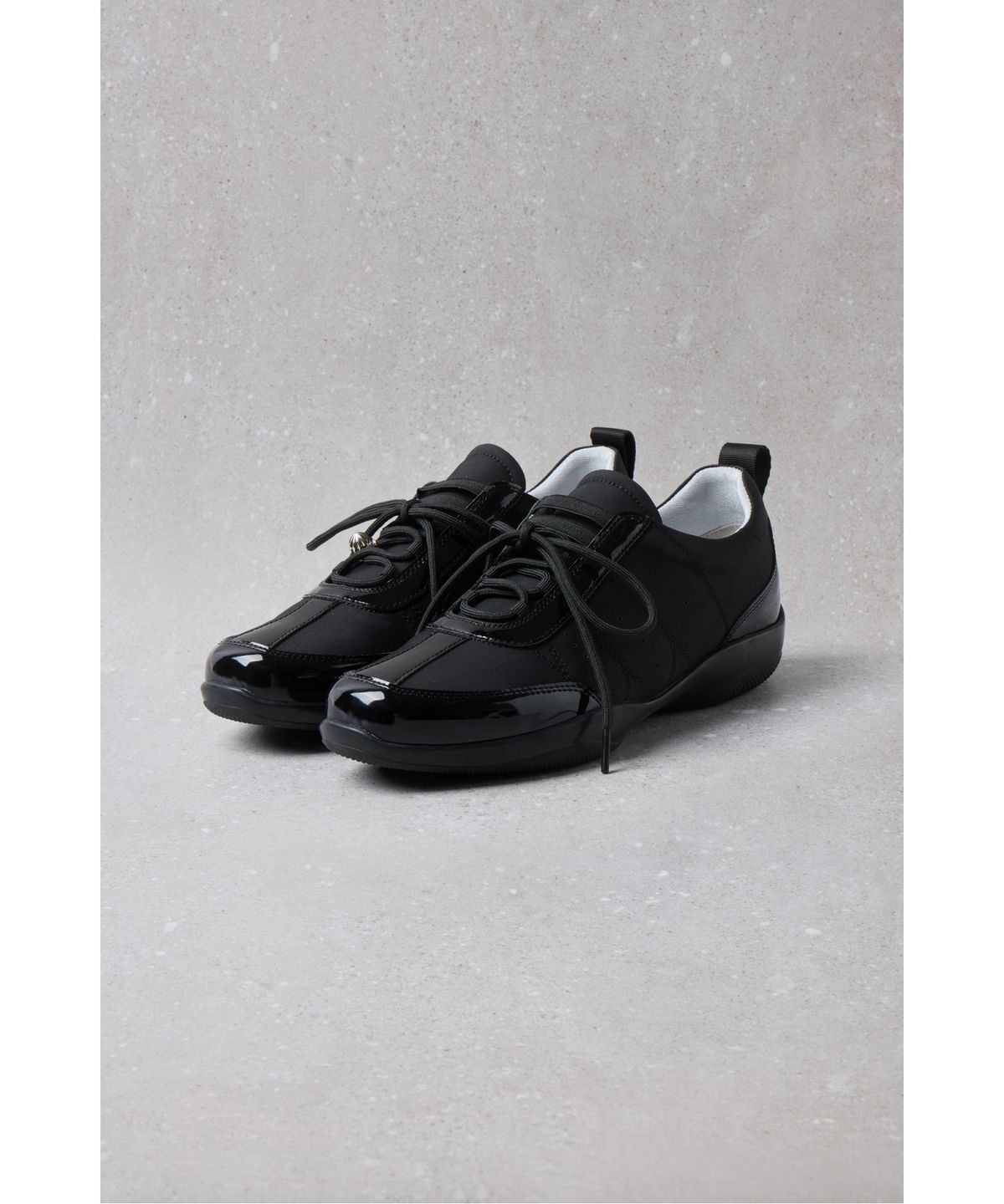 슈콤마보니(SUECOMMA BONNIE) Fev_Foil Sneakers(black)_DE4DA25512BLK