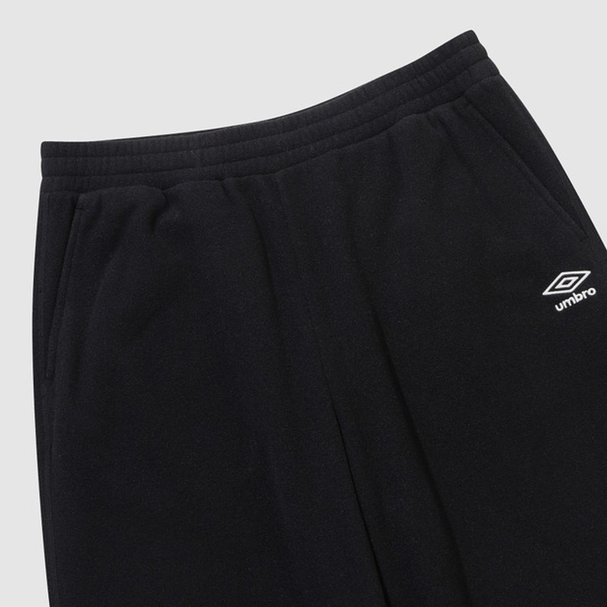 엄브로(UMBRO) 플러스플리스 2WAY 스트레이트 팬츠 블랙 UQ423CFPN1