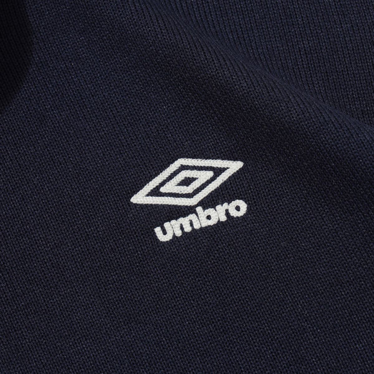 엄브로(UMBRO) 스웨터라이크 하프집업 맨투맨 네이비 UQ421CFSN2