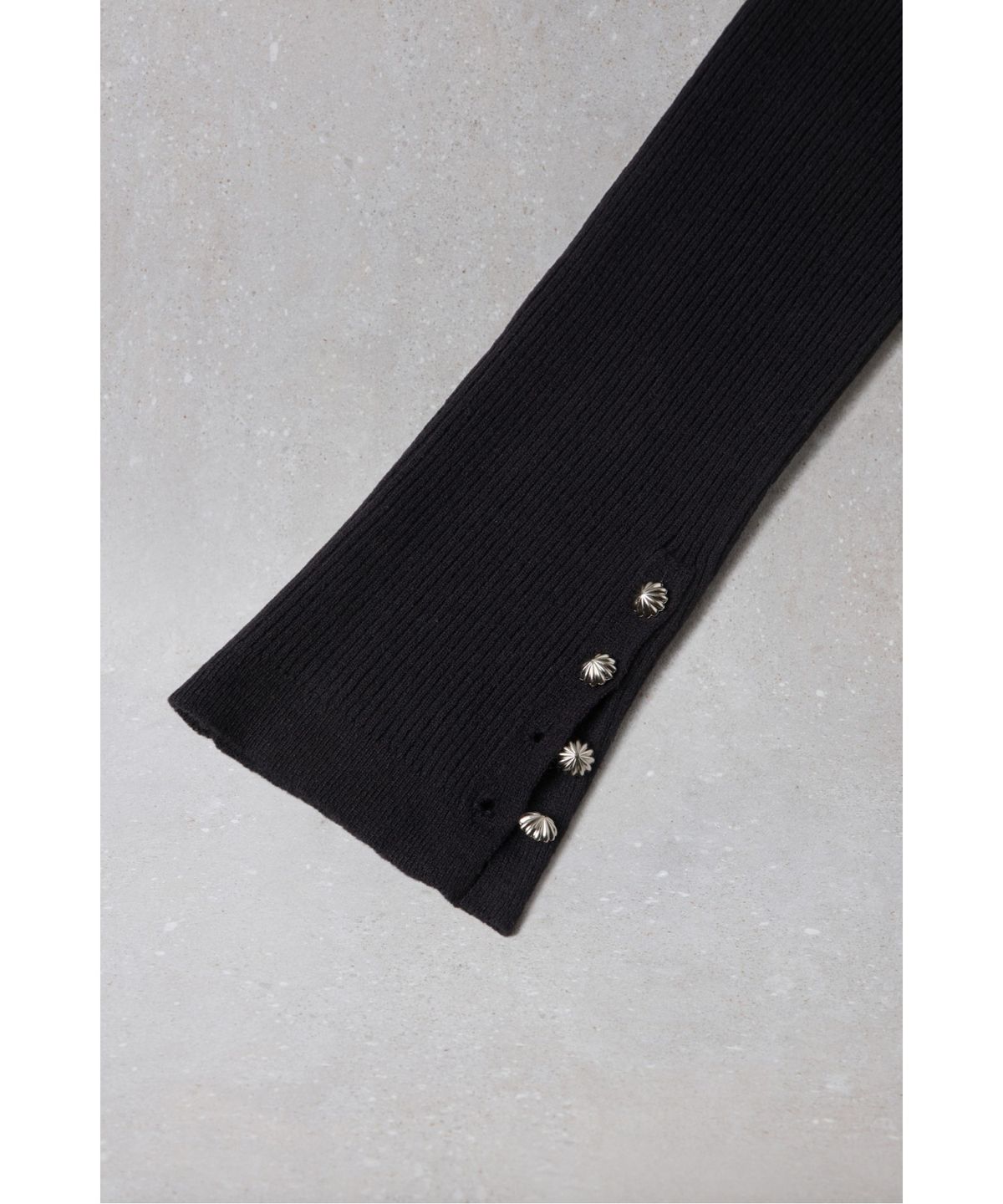 슈콤마보니(SUECOMMA BONNIE) Fev_Button leg warmer(black)_DFLAA25509BLK