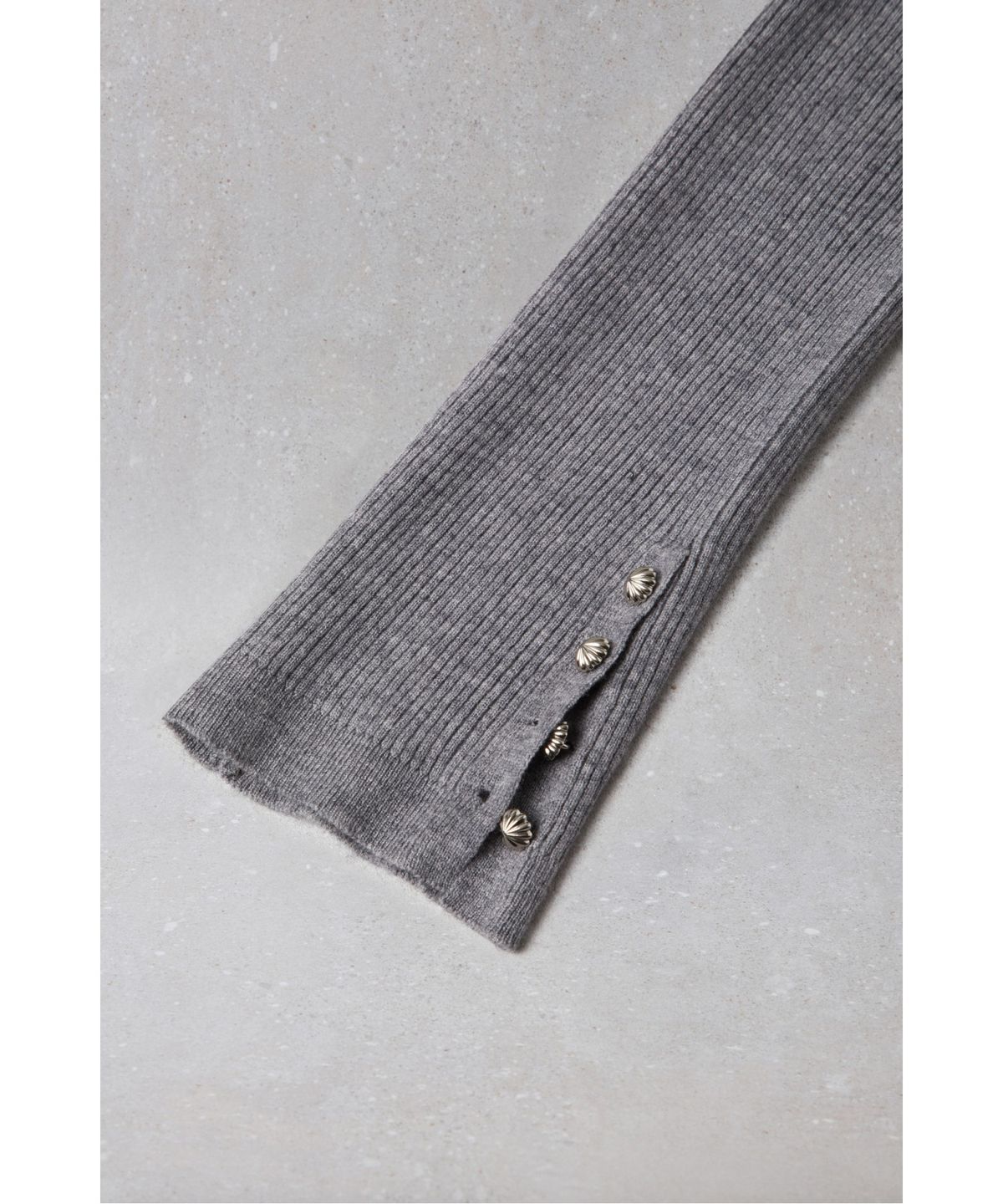 슈콤마보니(SUECOMMA BONNIE) Fev_Button leg warmer(grey)_DFLAA25509GRY