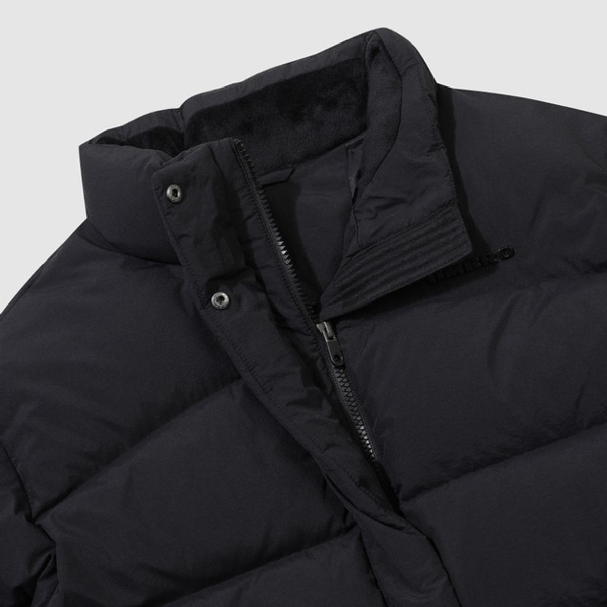 엄브로(UMBRO) 윈터 헤븐 우먼스 중힙 머스코비 덕 다운 자켓 블랙 UQ422CDJN2