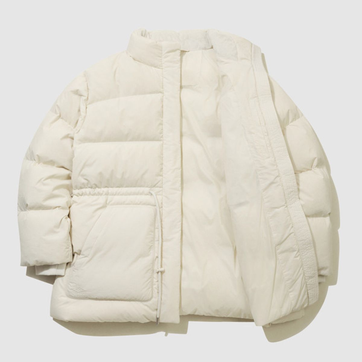 엄브로(UMBRO) 윈터 헤븐 우먼스 중힙 머스코비 덕 다운 자켓 아이보리 UQ422CDJN2