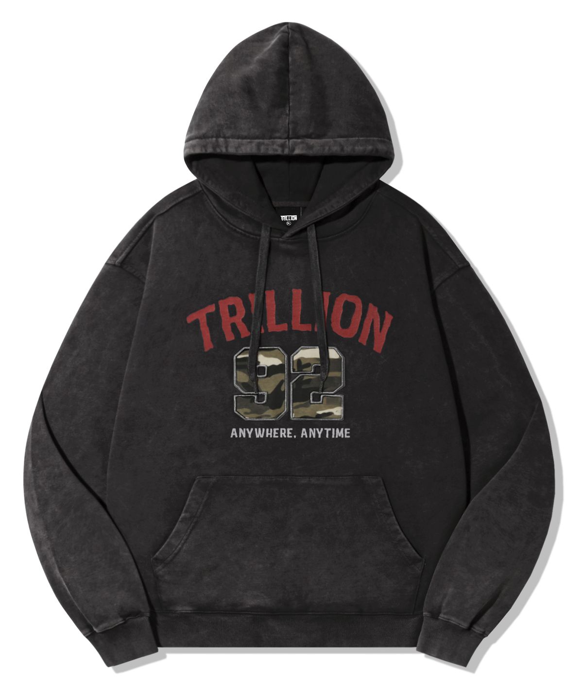 트릴리온(TRILLION) 카모 아플리케 그래픽 오버핏 후드_피그먼트 차콜