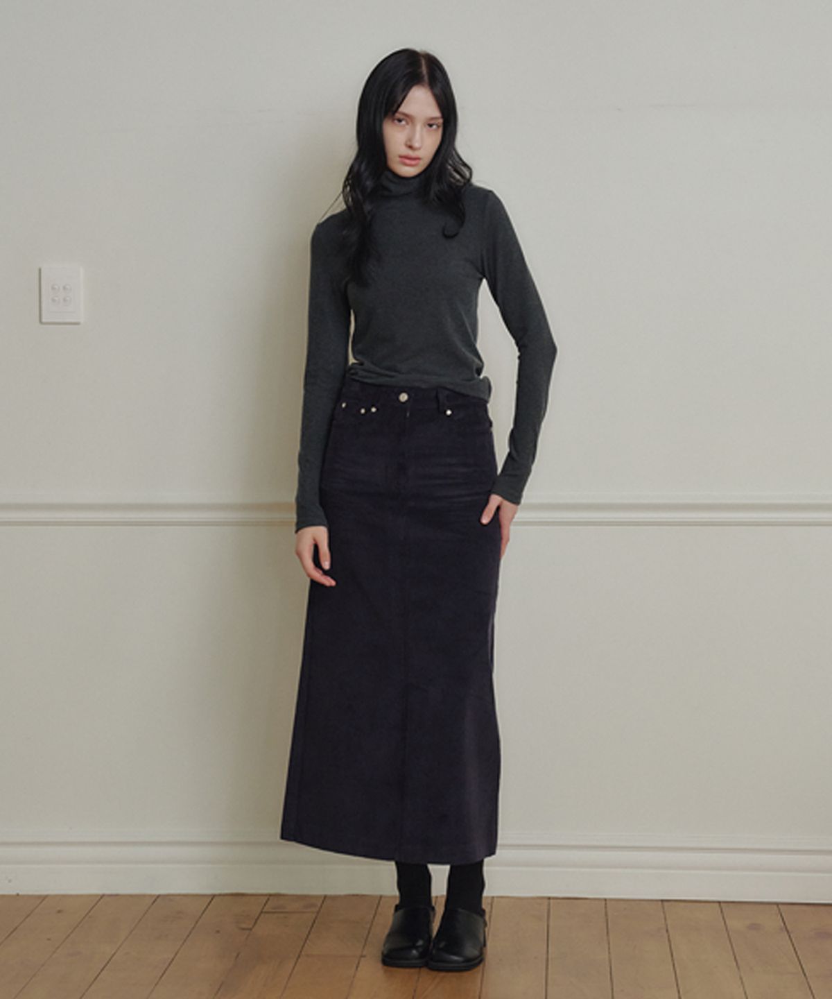마롯(MARROT) Brushed Turtleneck T-shirt_Charcoal