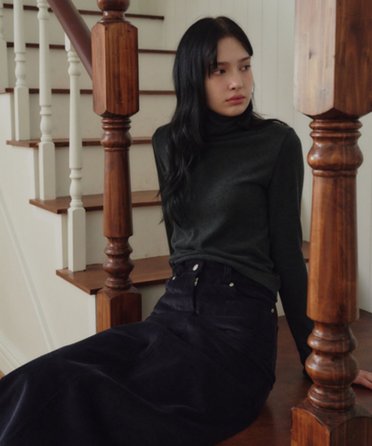 마롯(MARROT) Brushed Turtleneck T-shirt_Charcoal