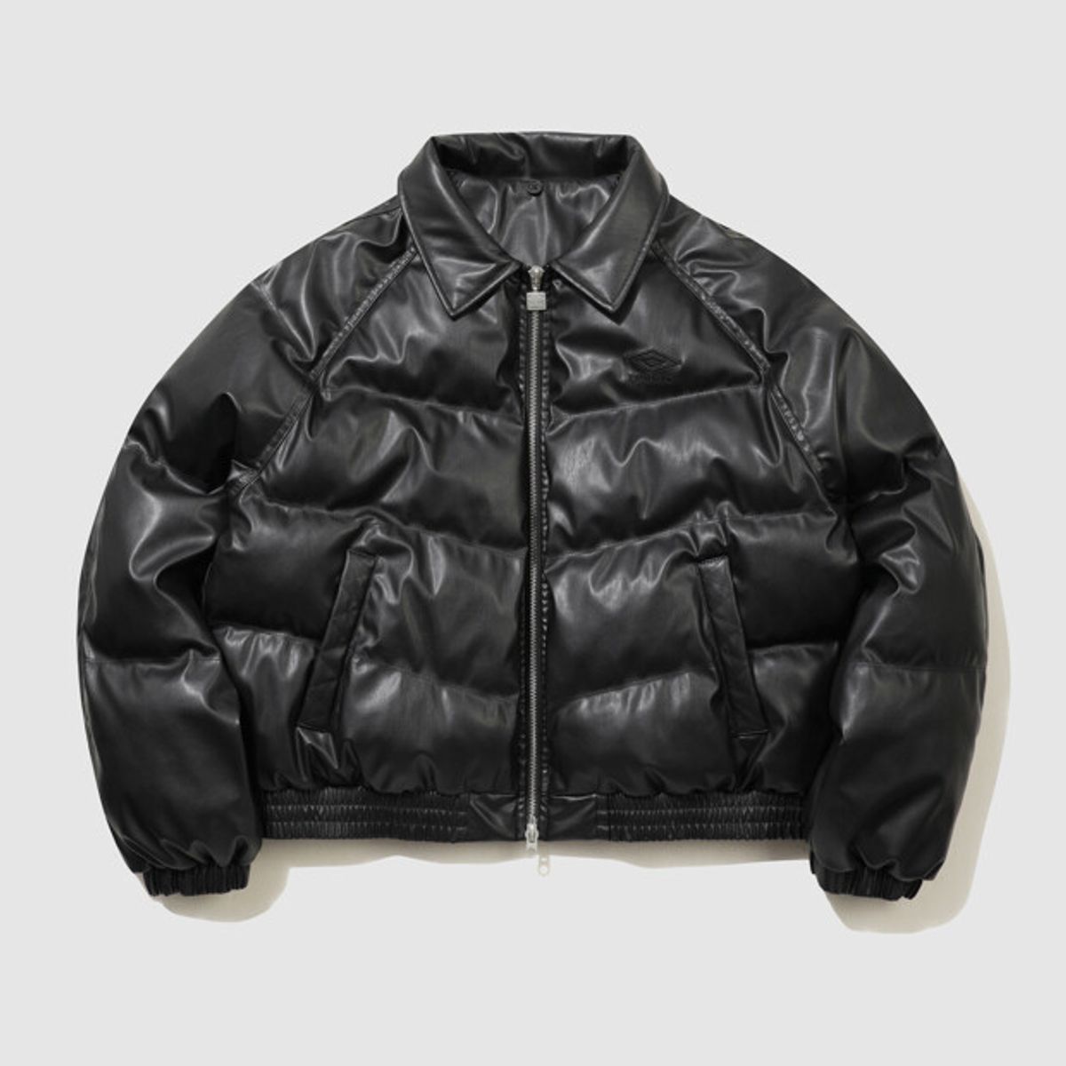 엄브로(UMBRO) 윈터 헤븐 레더라이크 카라형 패딩 자켓 블랙 UQ423CPJN1