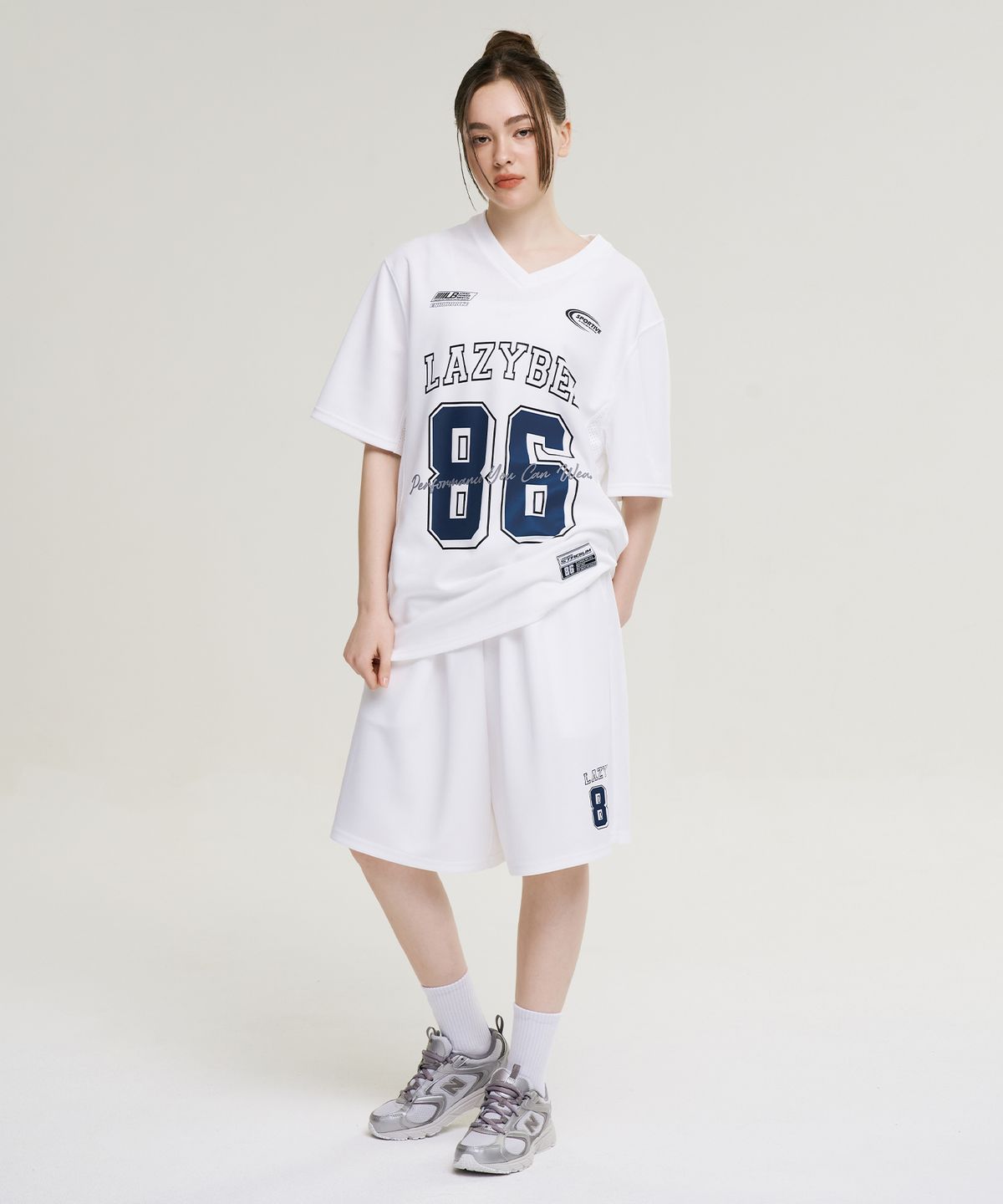 레이지비(LAZYBEE) 자이언트 핏 져지 버뮤다 반바지 W 팬츠 화이트