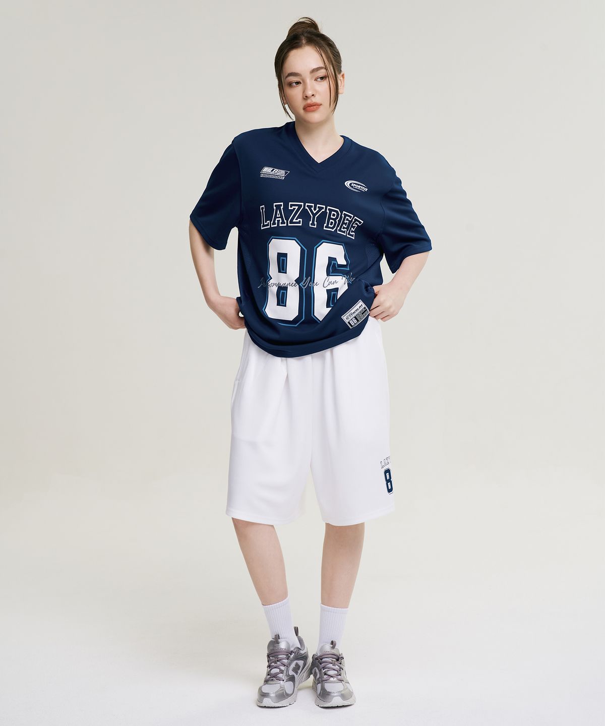 레이지비(LAZYBEE) 자이언트 핏 져지 버뮤다 반바지 W 팬츠 화이트