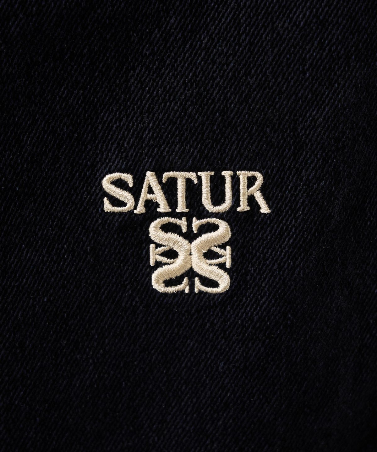 세터(SATUR) 벨벳 데님 미드렝스 후드 코트 인디고