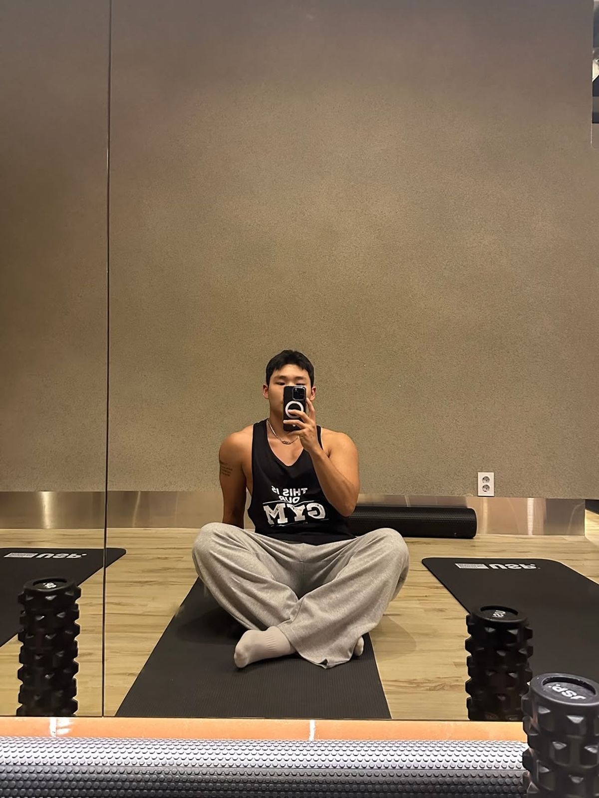 레이지비(LAZYBEE) 원턱 와이드 핏 프레시 스웨트 팬츠 M 멜란지그레이