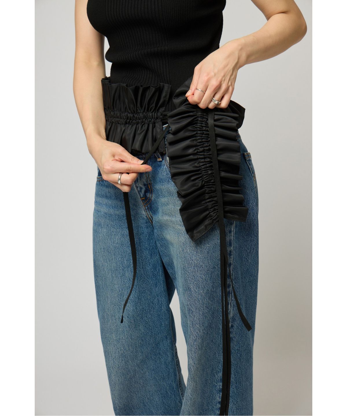 슈콤마보니(SUECOMMA BONNIE) Fev_Ruffle Belt(black)_DFAOA25504BLK